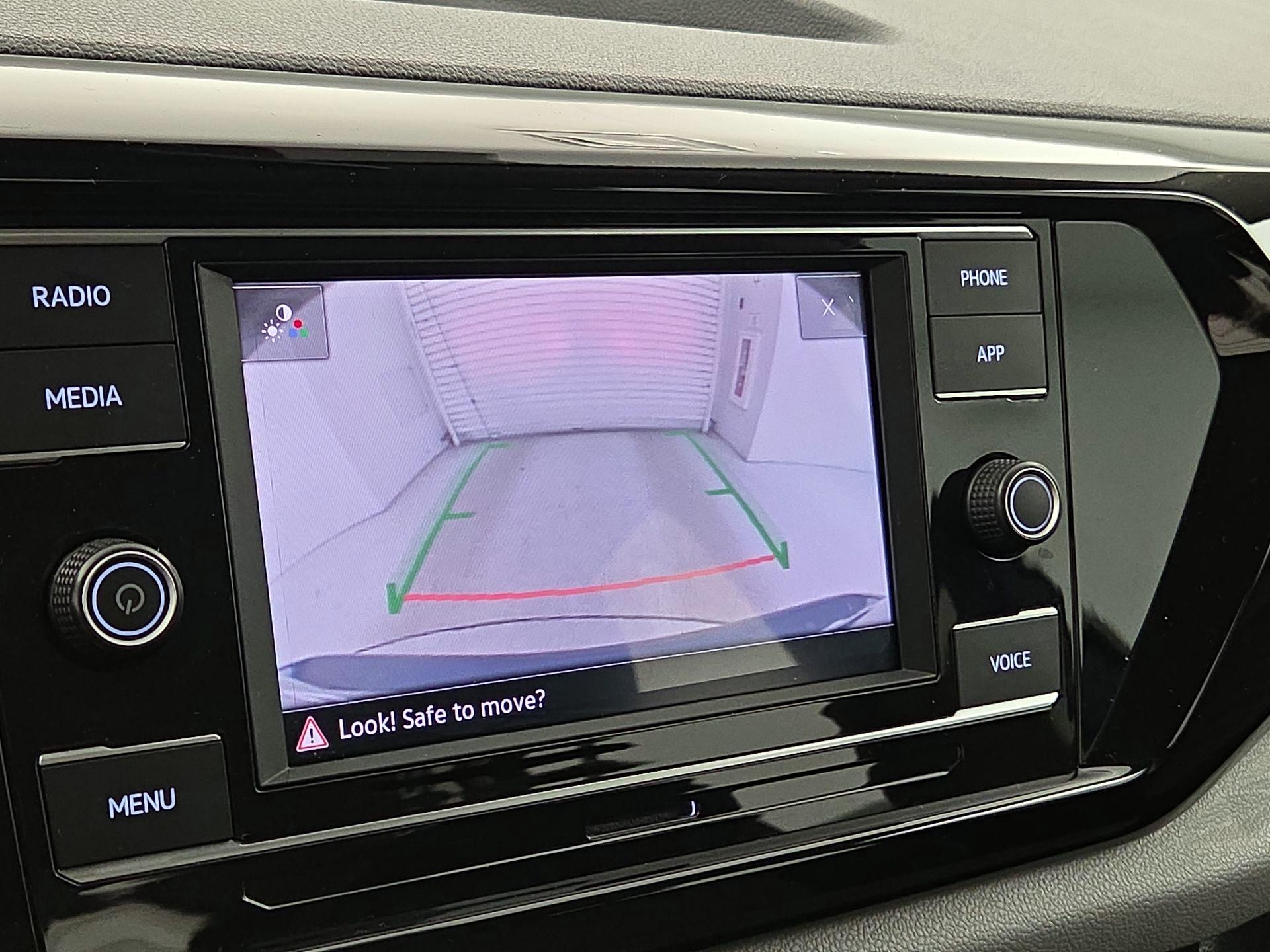 Thumbnail: 2023 Volkswagen Taos - 14