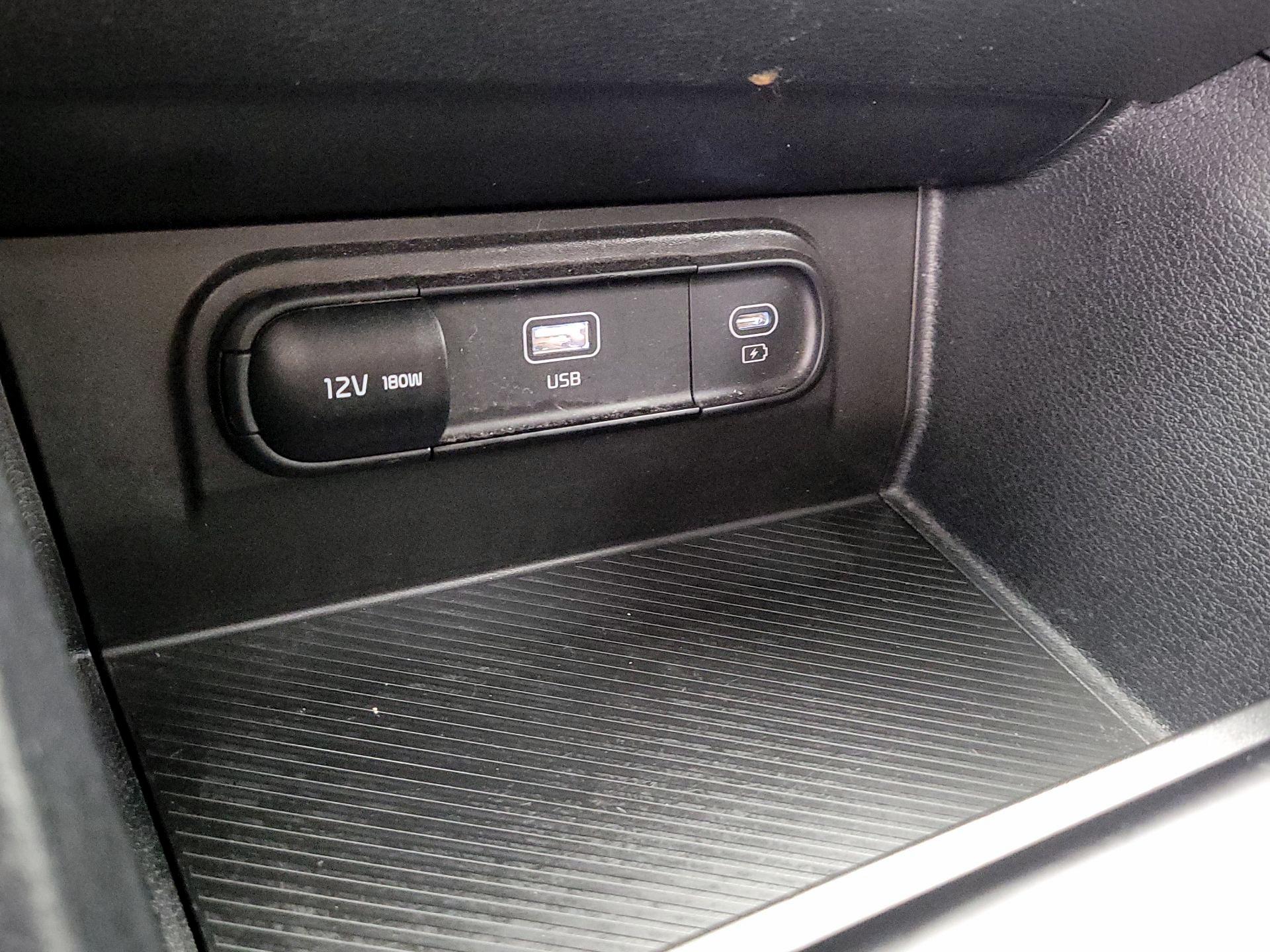 Thumbnail: 2024 Kia Sportage - 18