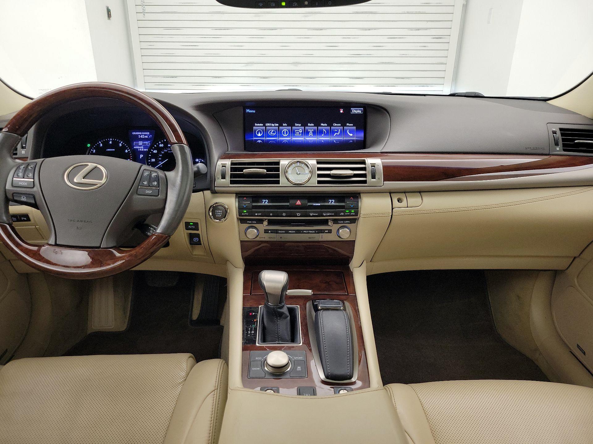 Thumbnail: 2015 Lexus LS - 9