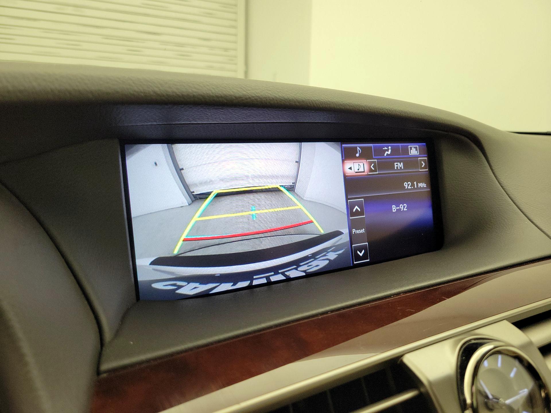 Thumbnail: 2015 Lexus LS - 15