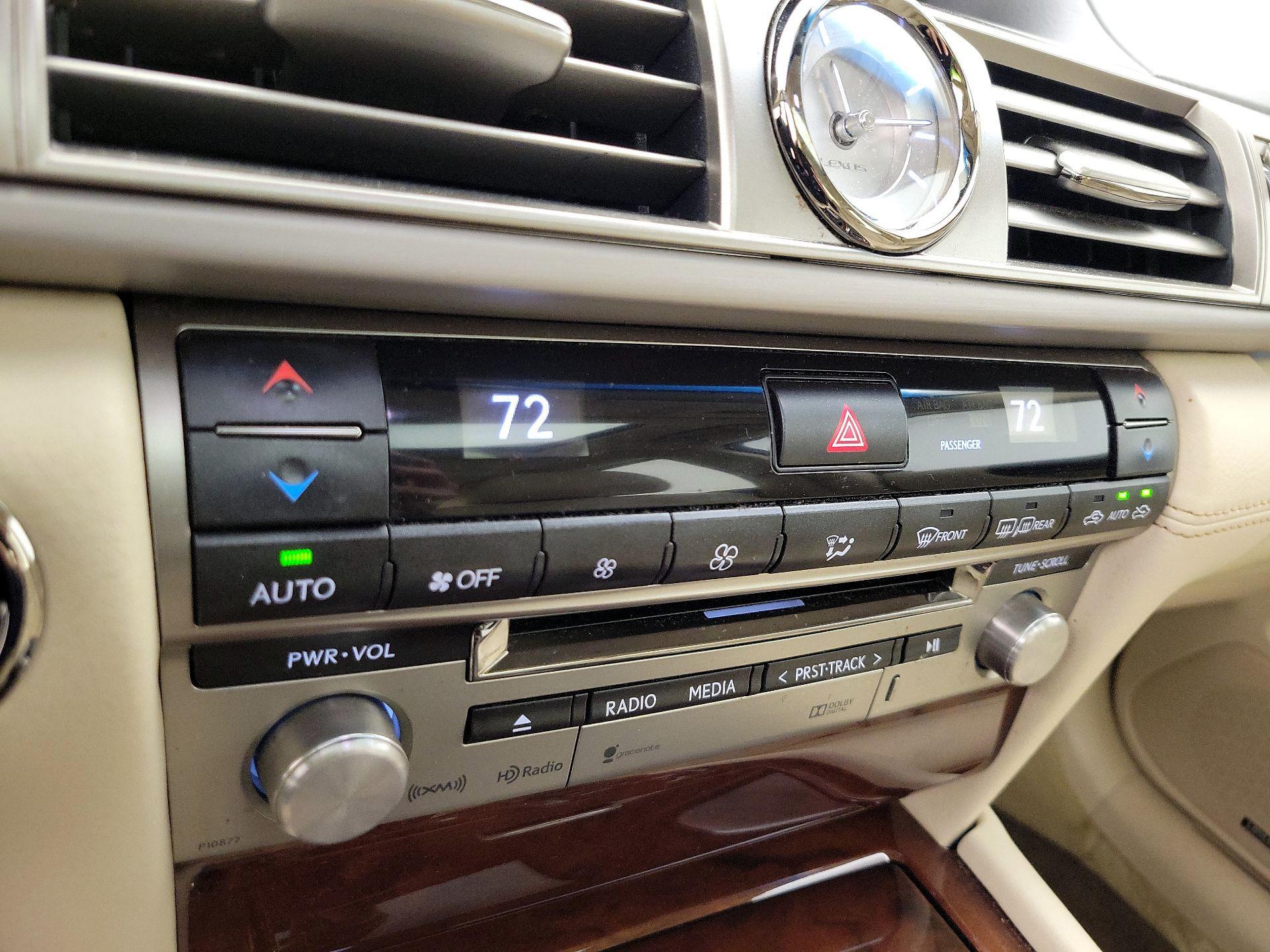 Thumbnail: 2015 Lexus LS - 17