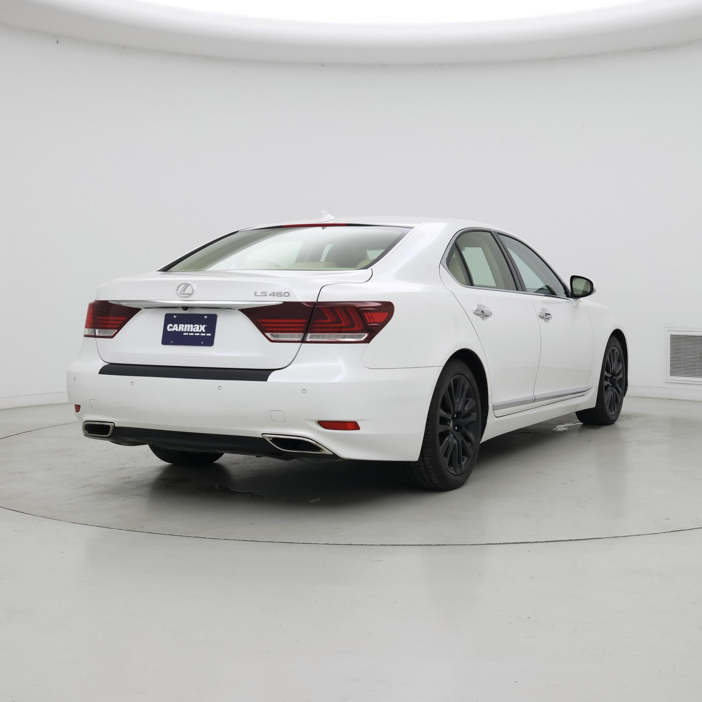 Thumbnail: 2015 Lexus LS - 8