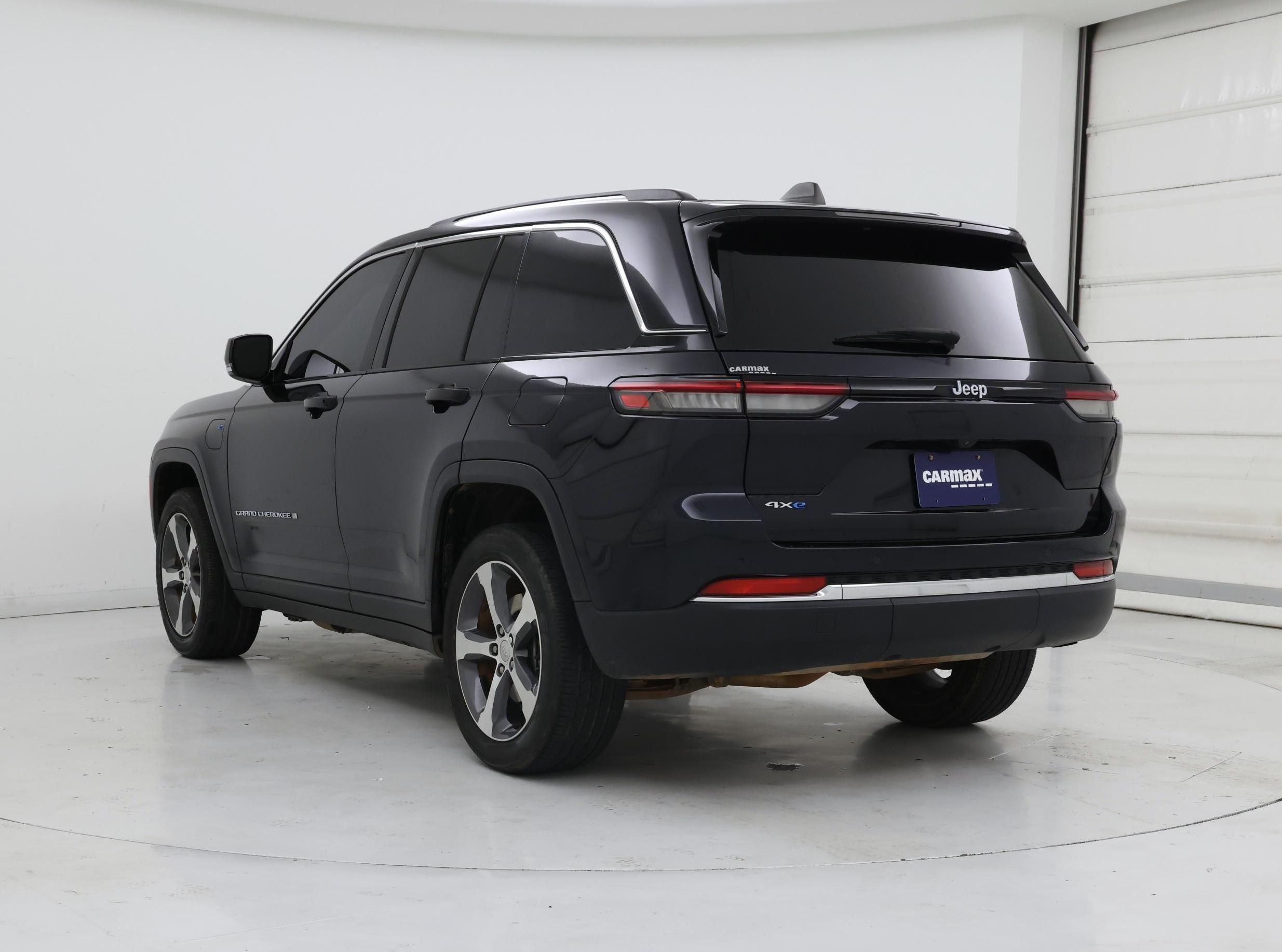 Thumbnail: 2023 Jeep Grand Cherokee - 2