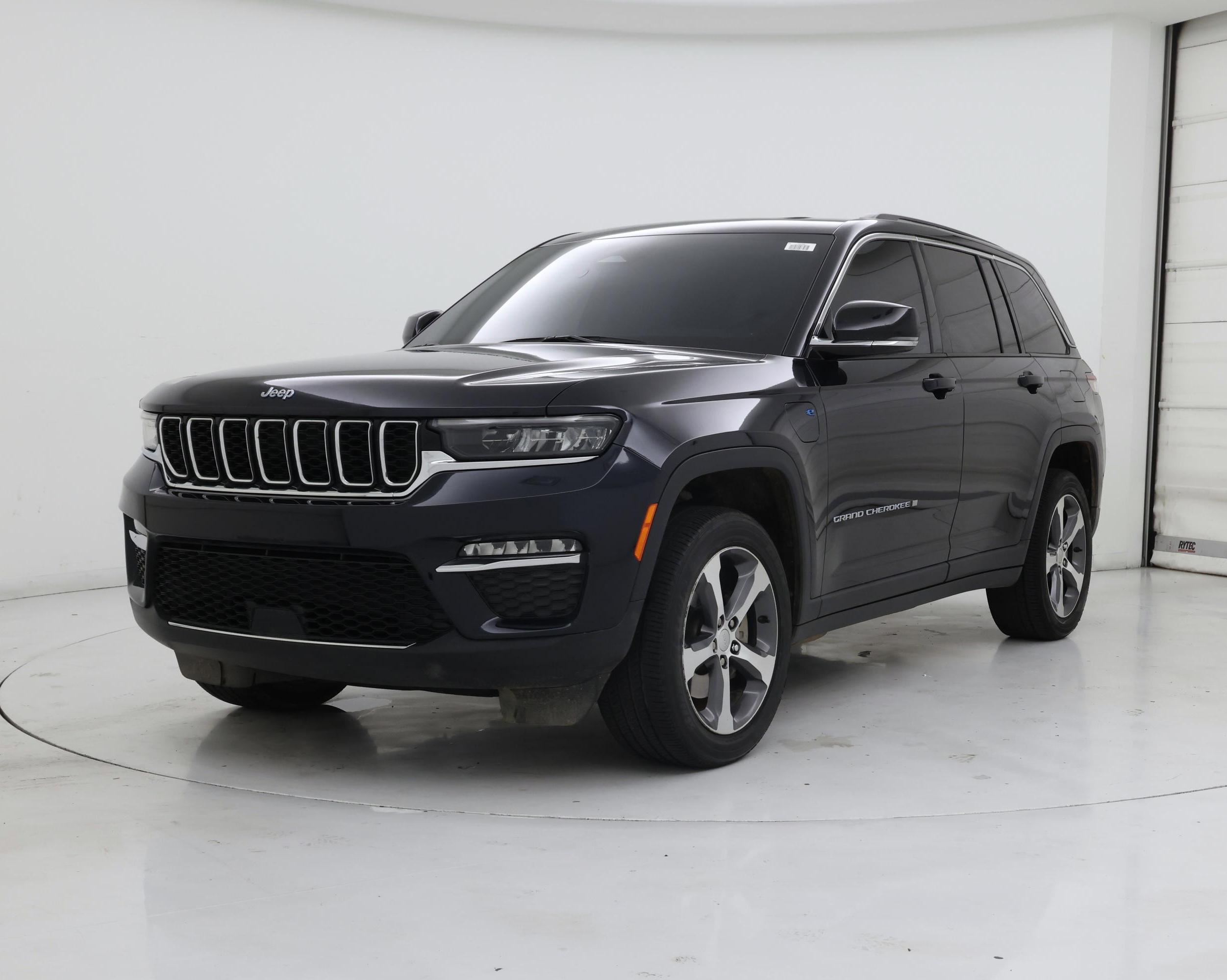 Thumbnail: 2023 Jeep Grand Cherokee - 4