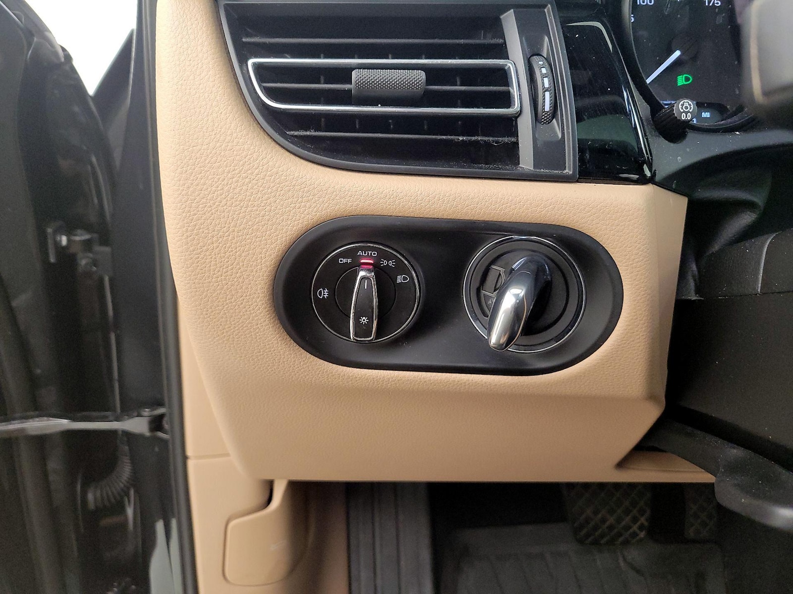 2024 Porsche Macan Base - Photo 14