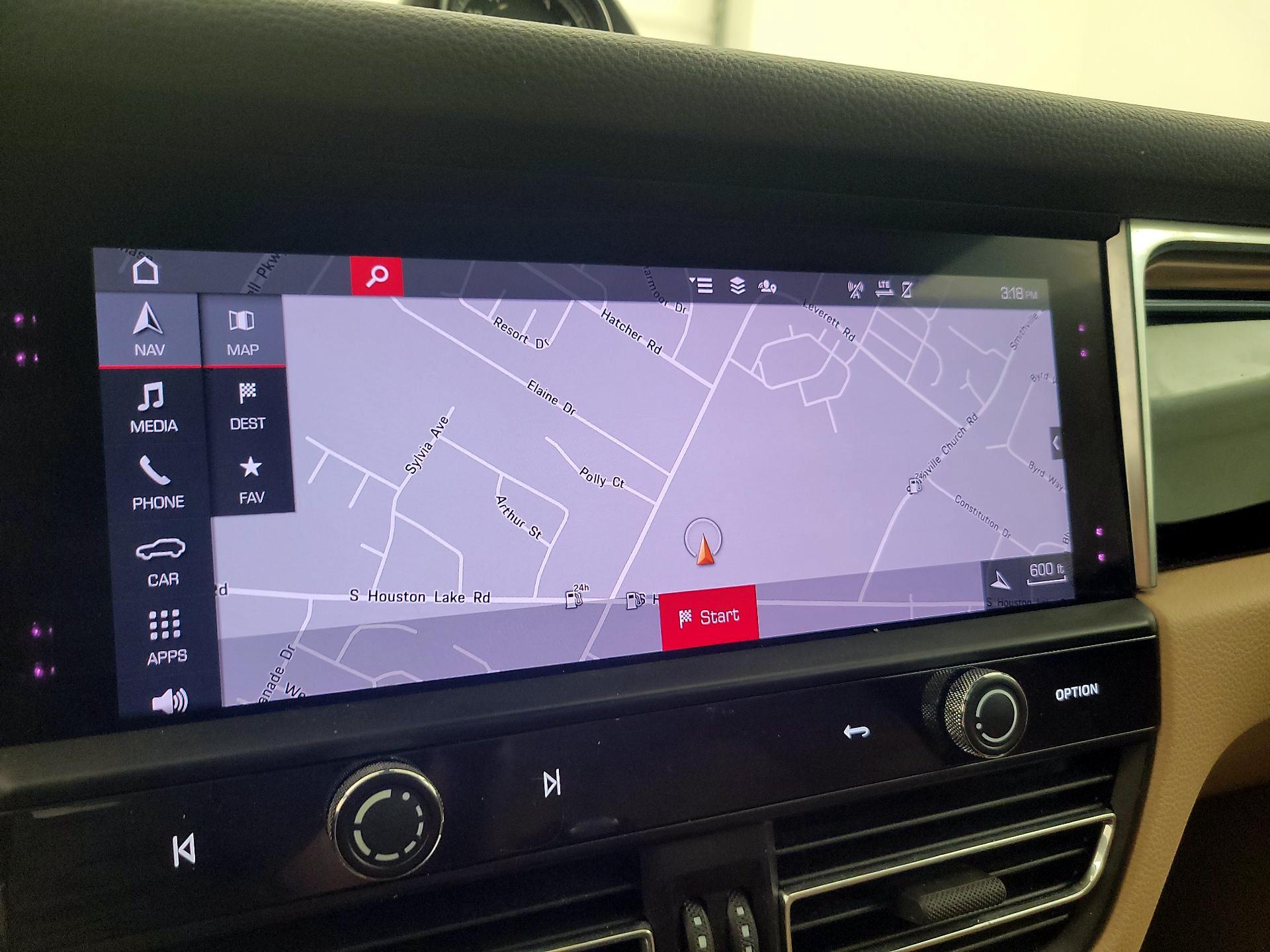 Thumbnail: 2024 Porsche Macan - 14