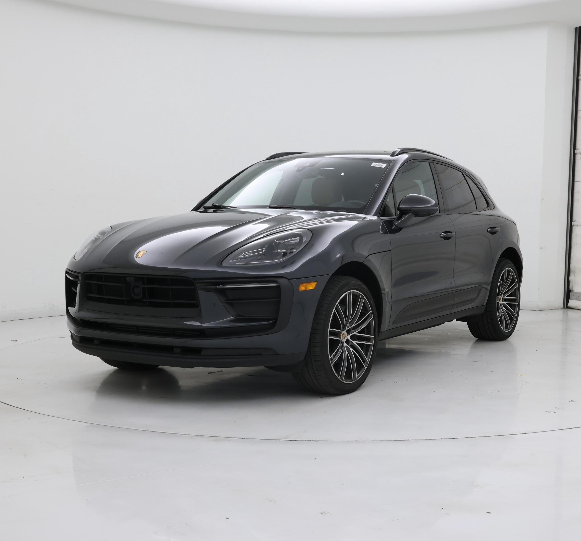 Thumbnail: 2024 Porsche Macan - 4