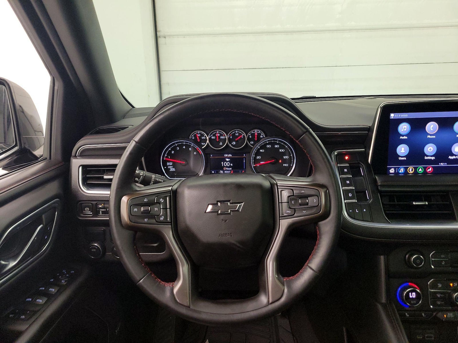 2021 Chevrolet Suburban RST - Photo 11