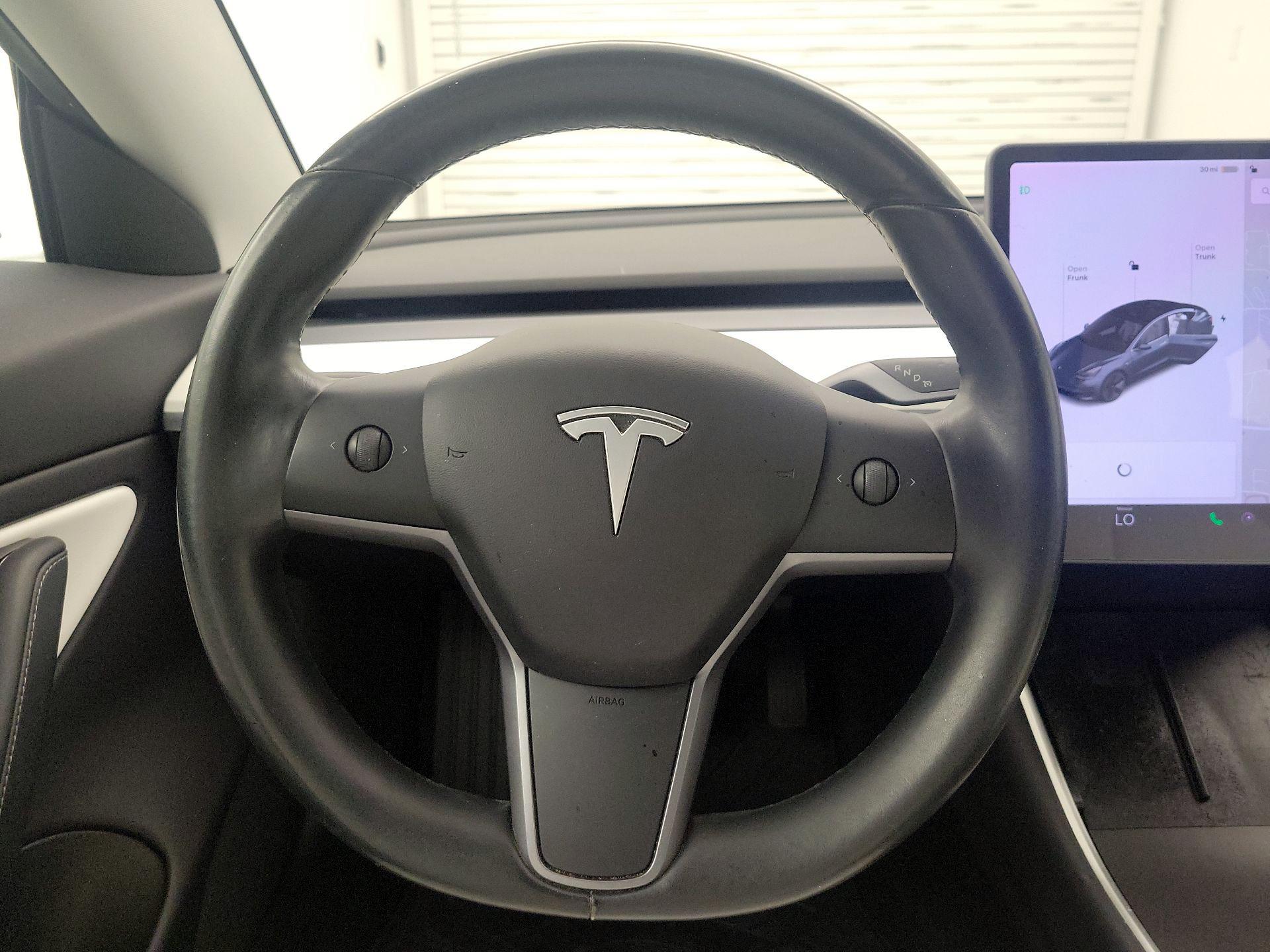 Thumbnail: 2019 Tesla Model 3 - 10