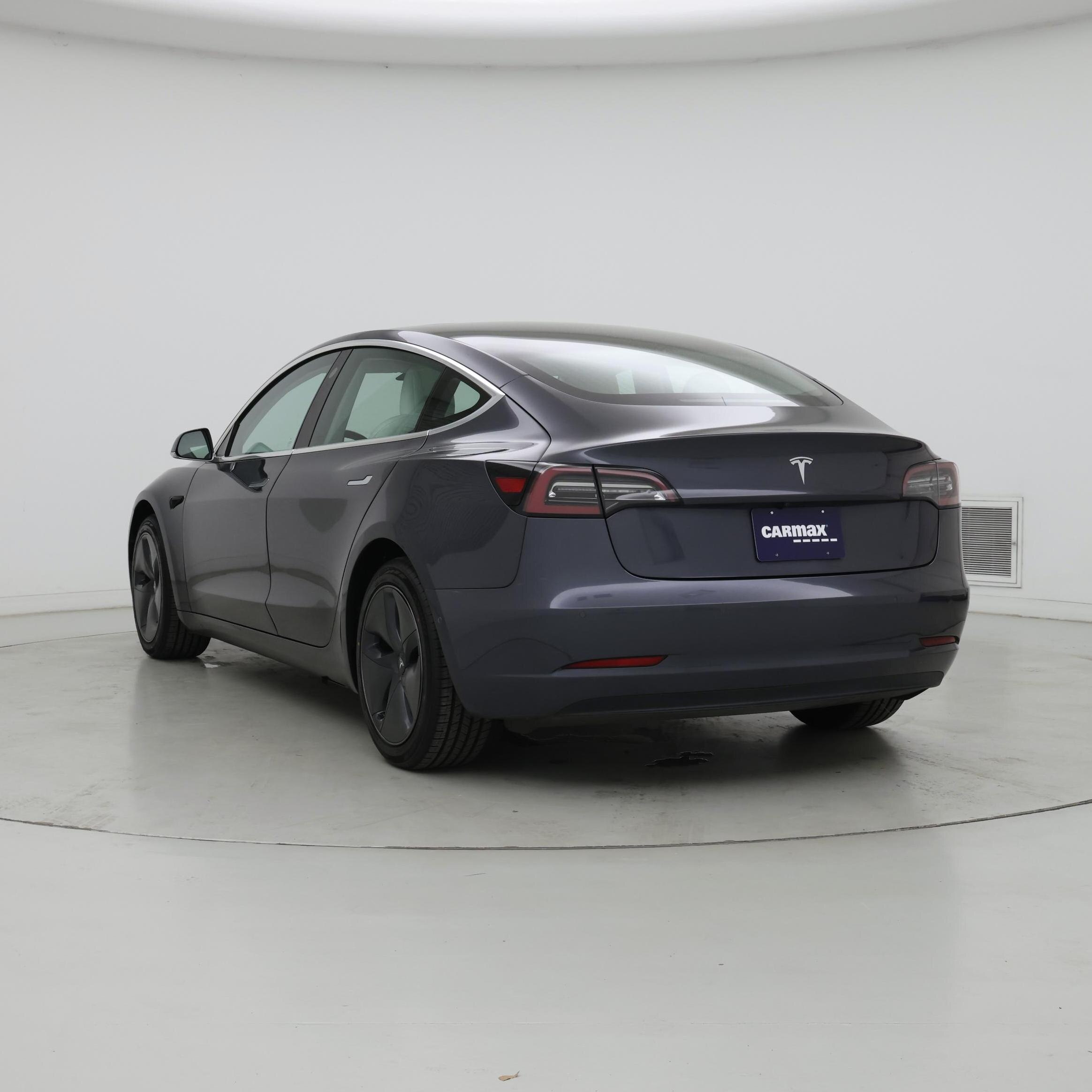 Thumbnail: 2019 Tesla Model 3 - 2
