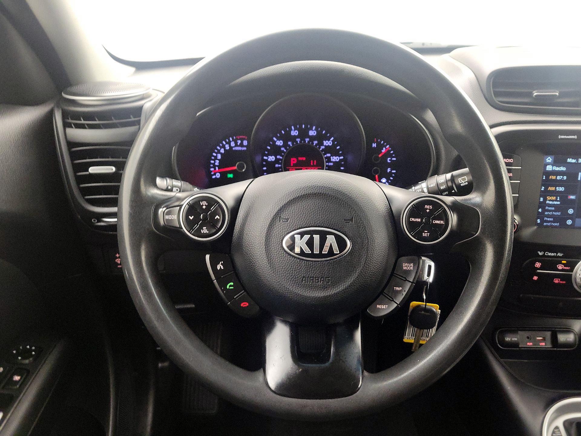 Thumbnail: 2019 Kia Soul - 10
