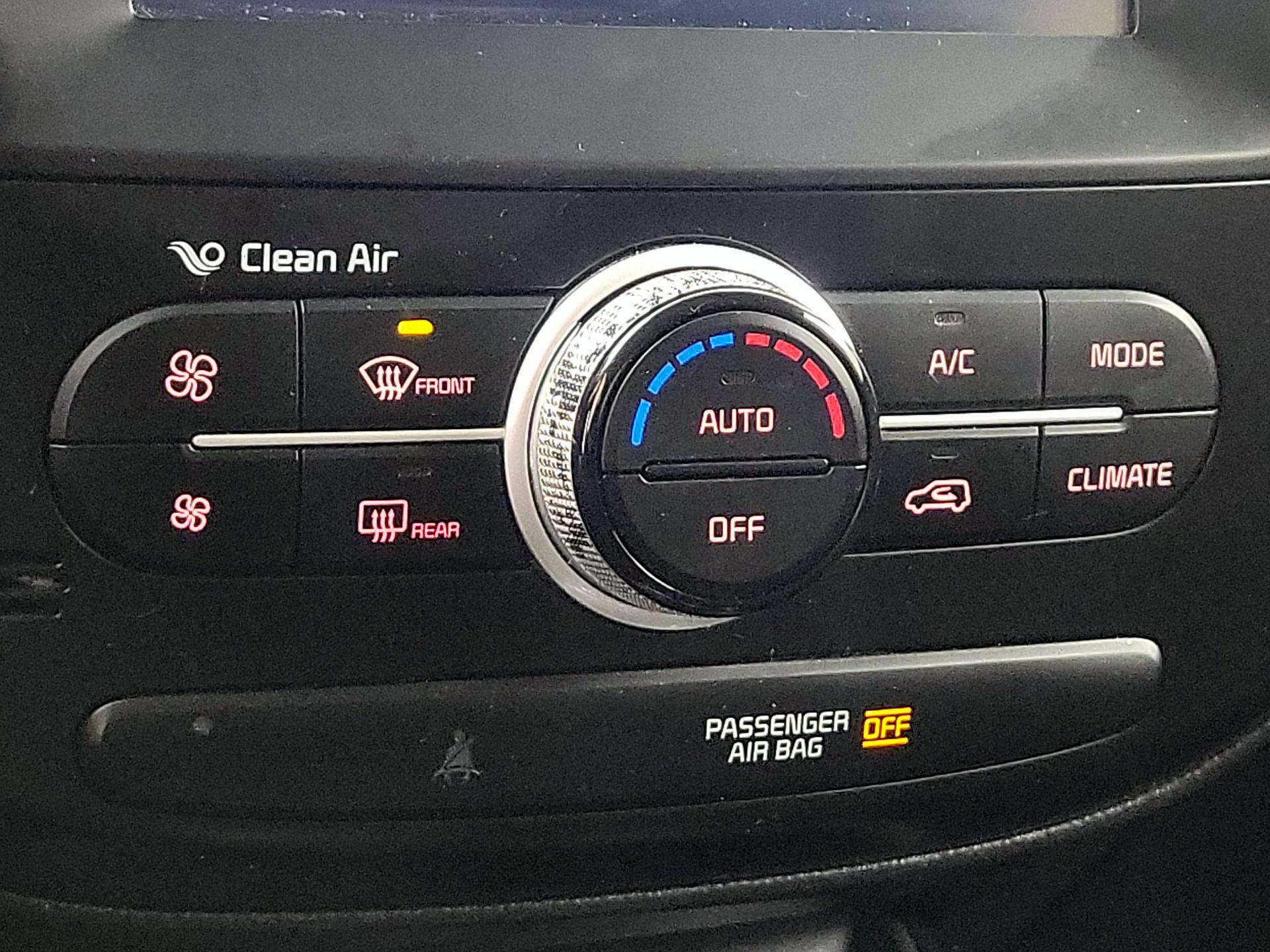 Thumbnail: 2019 Kia Soul - 16