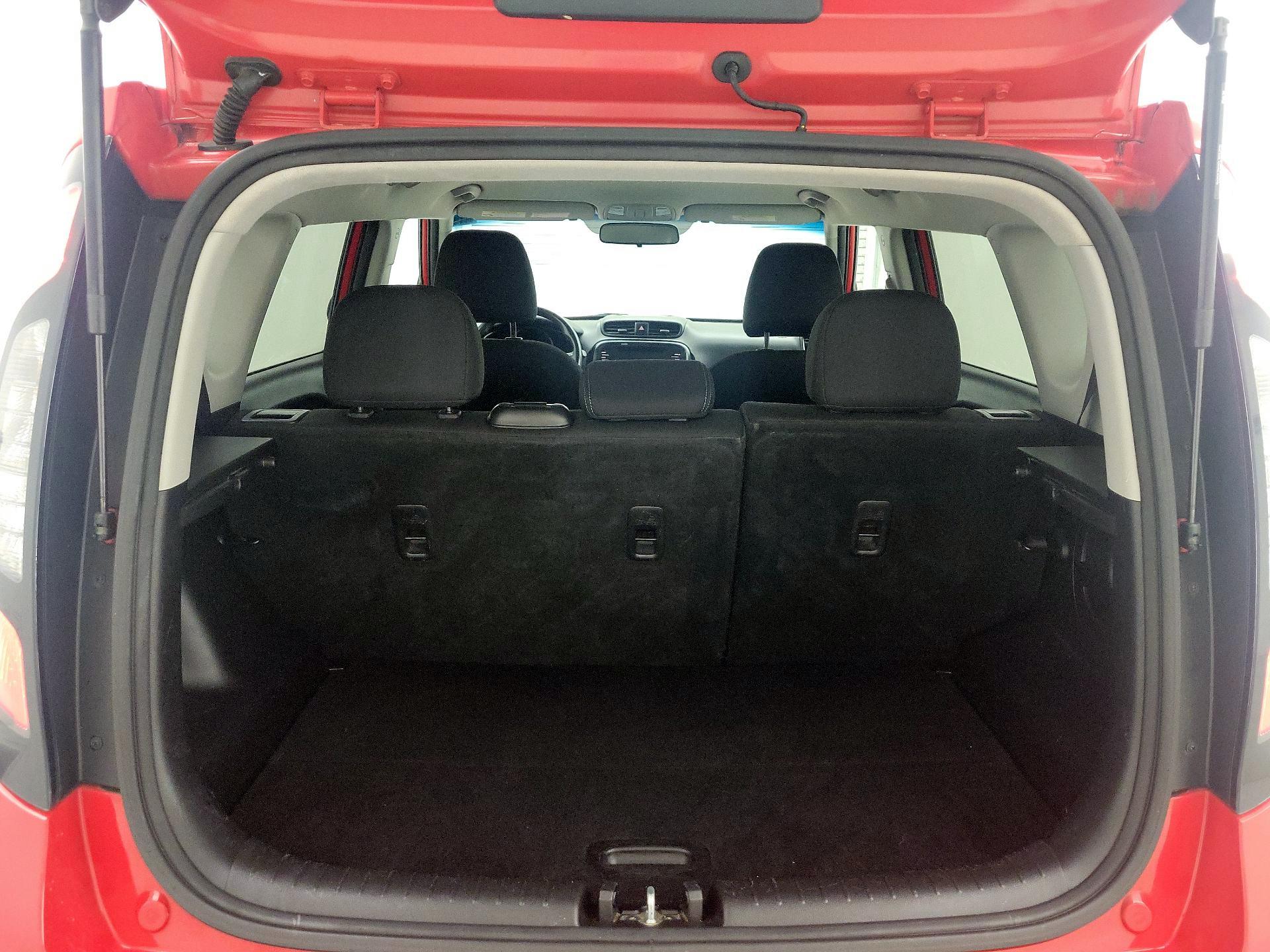 Thumbnail: 2019 Kia Soul - 20