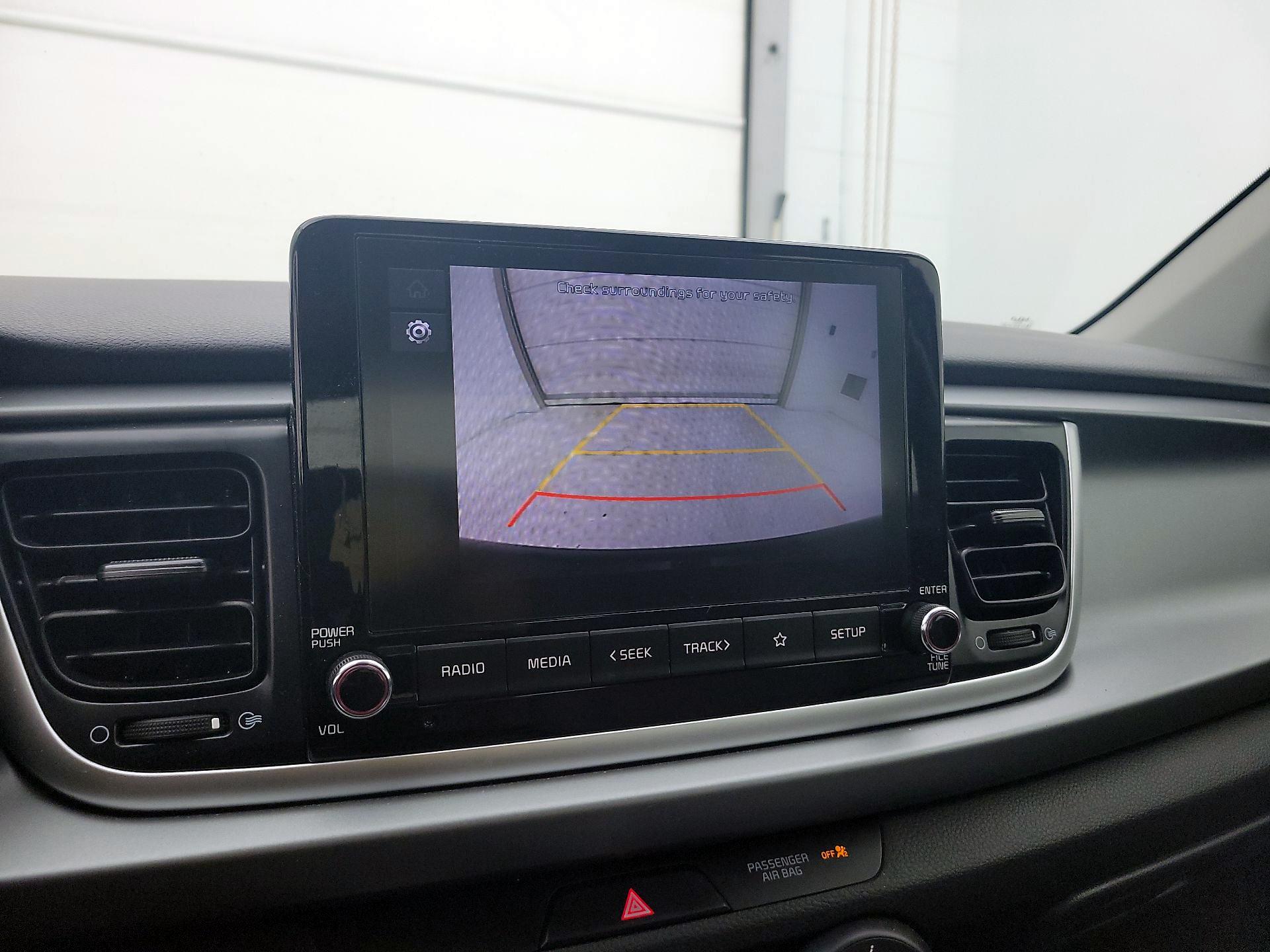 Thumbnail: 2023 Kia Rio - 14