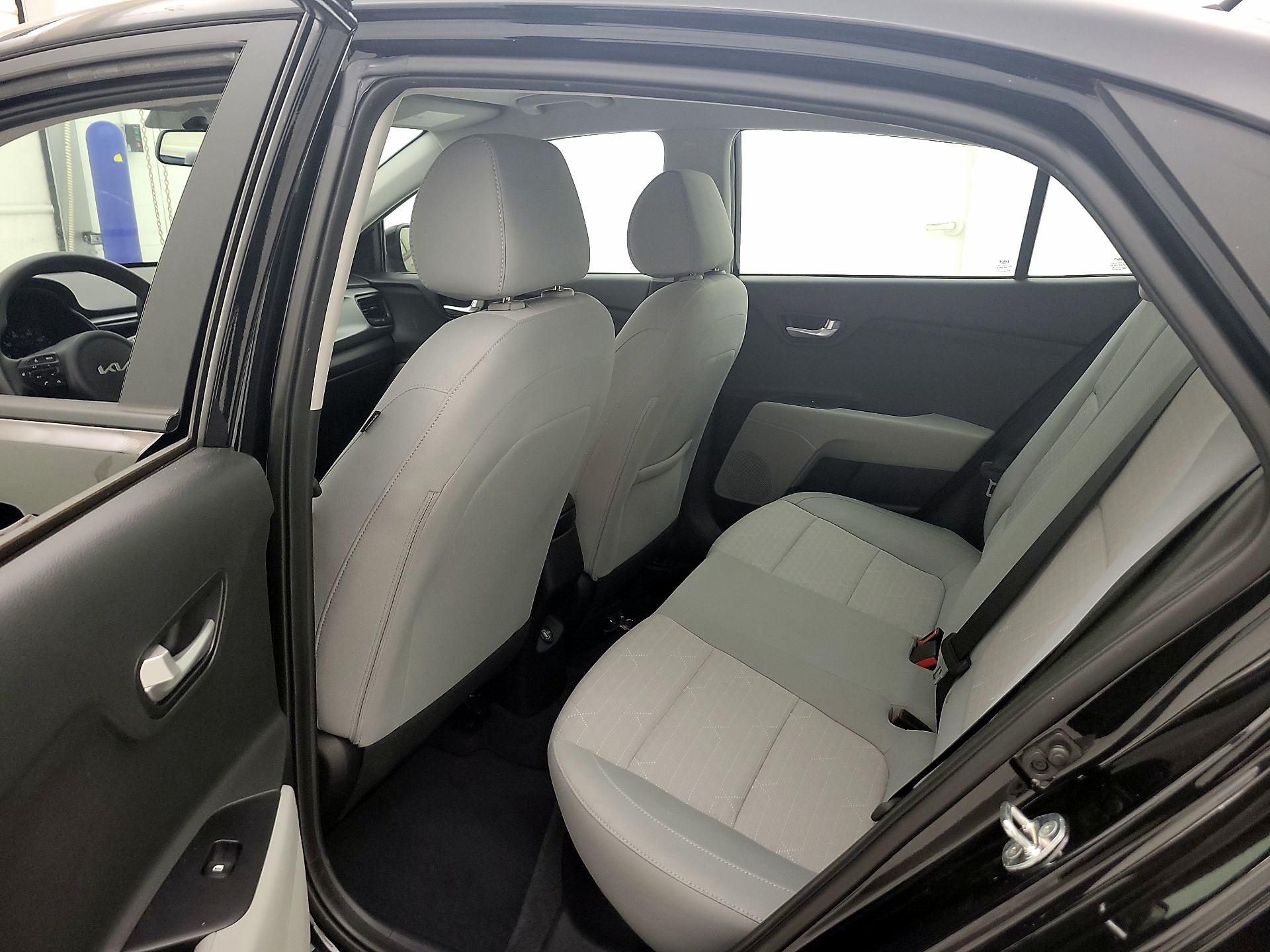 Thumbnail: 2023 Kia Rio - 19