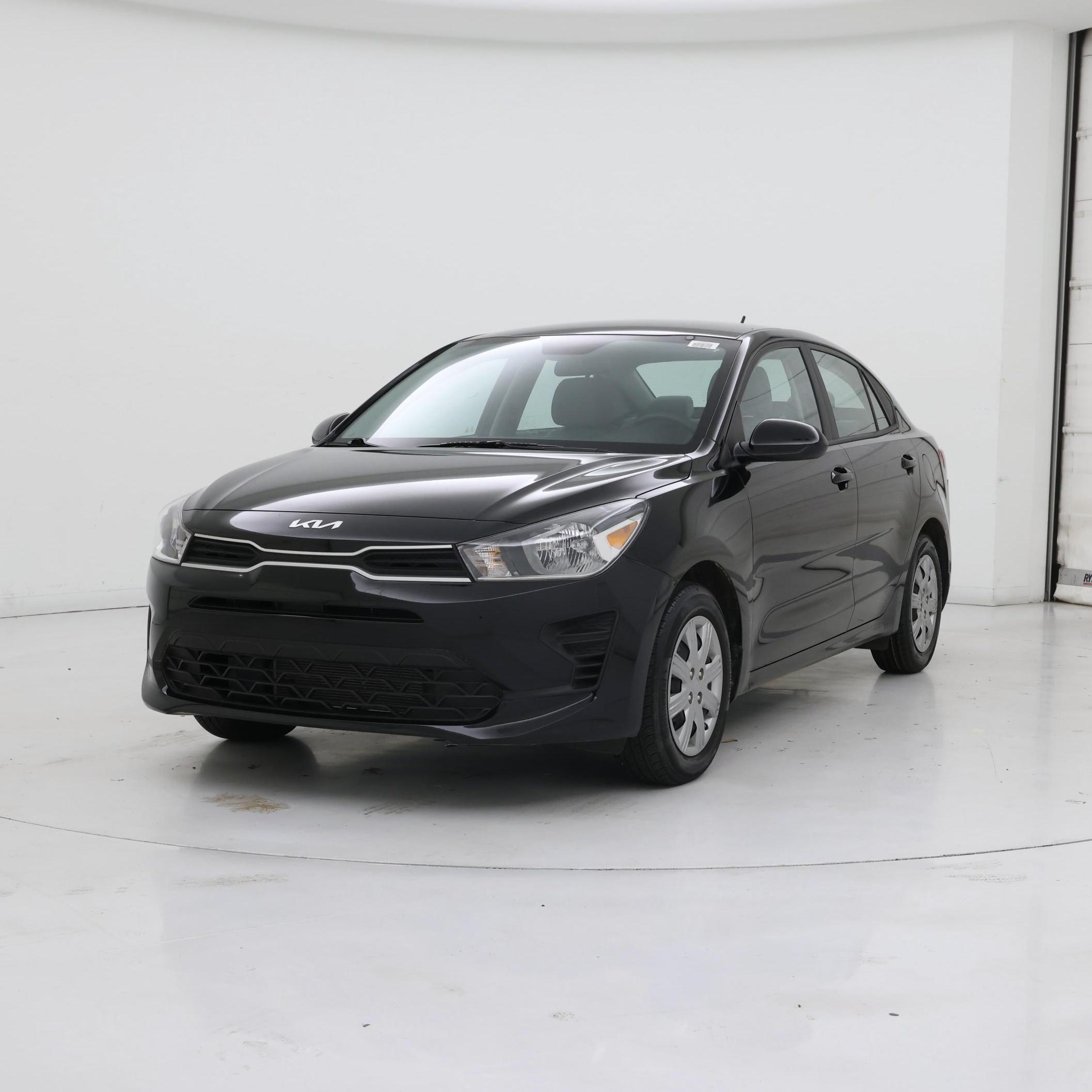 Thumbnail: 2023 Kia Rio - 4