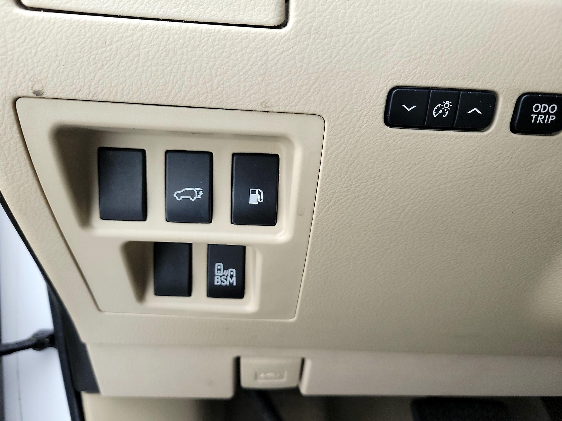 Thumbnail: 2014 Lexus RX - 13