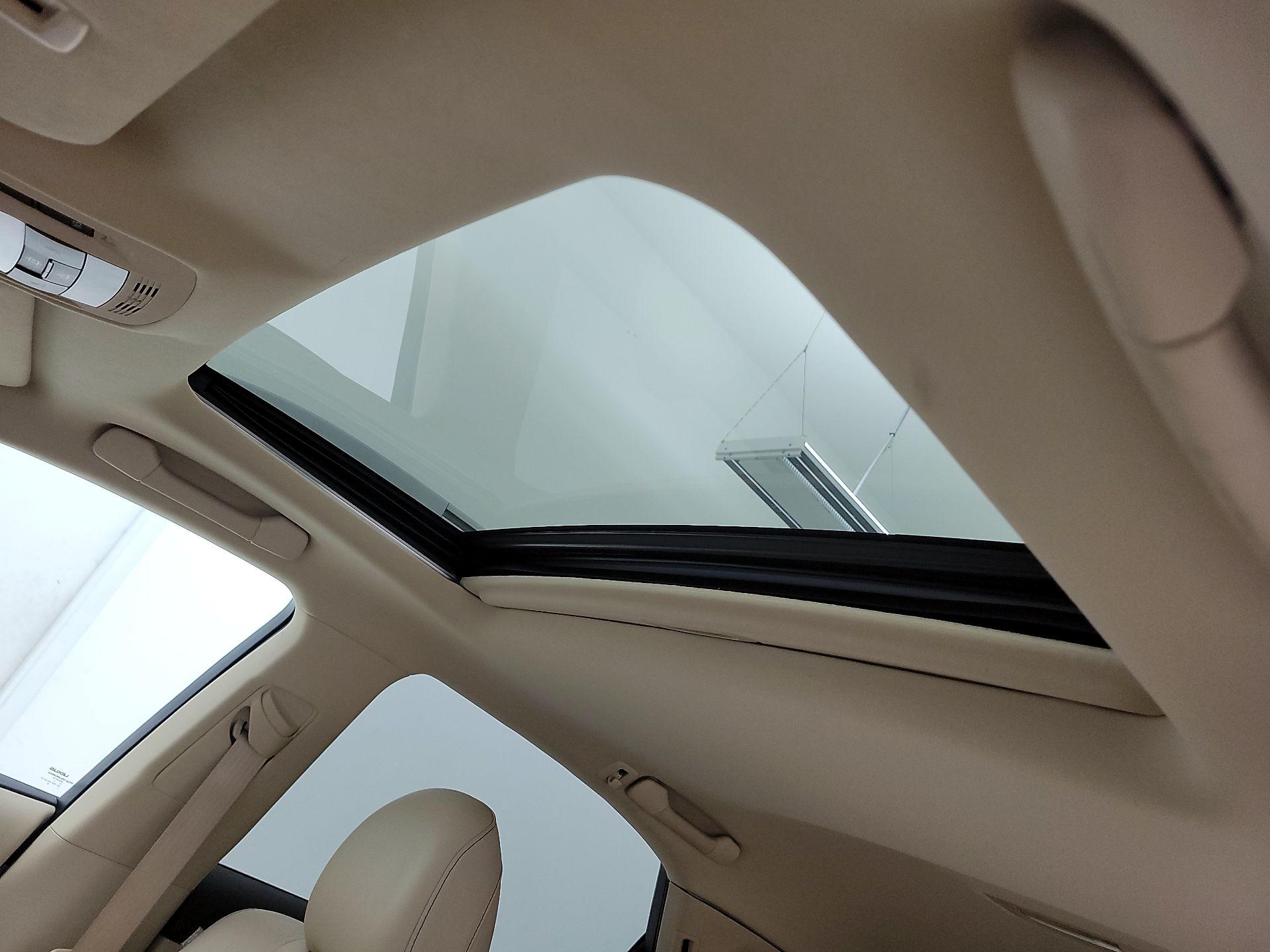 Thumbnail: 2014 Lexus RX - 20