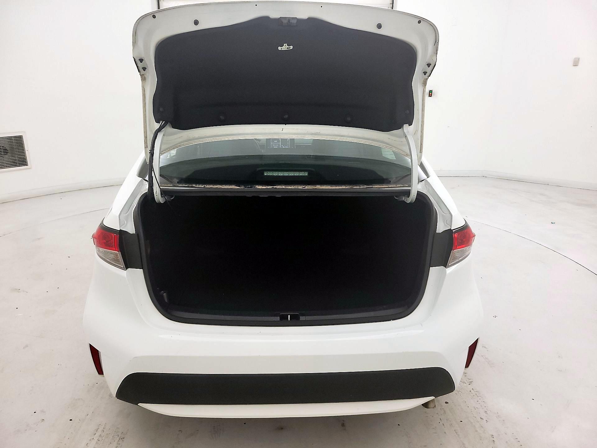 Thumbnail: 2021 Toyota Corolla - 20