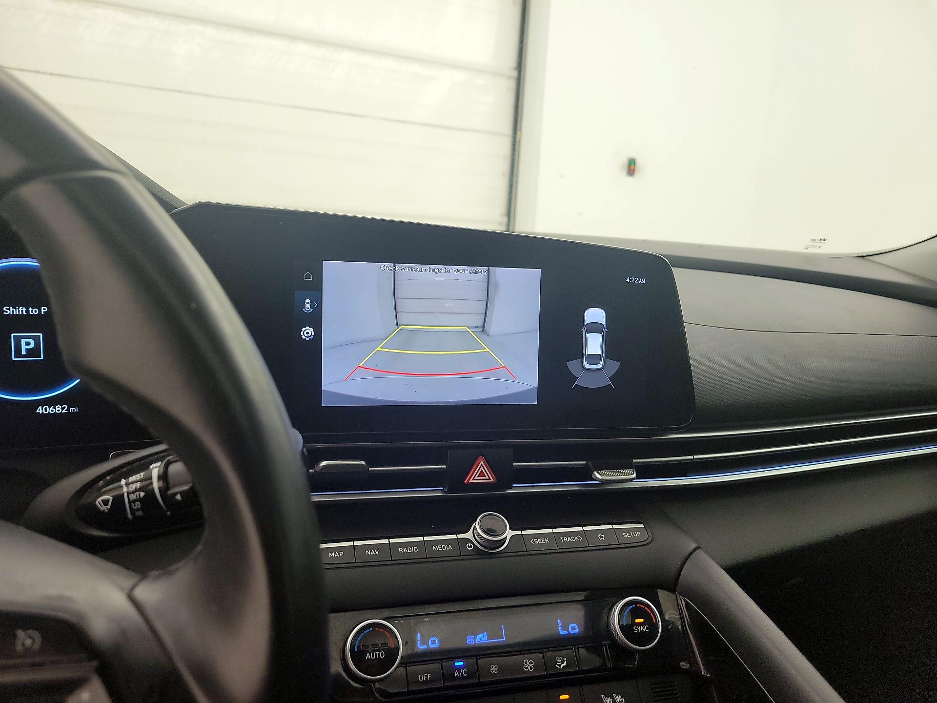 Thumbnail: 2023 Hyundai Elantra - 14
