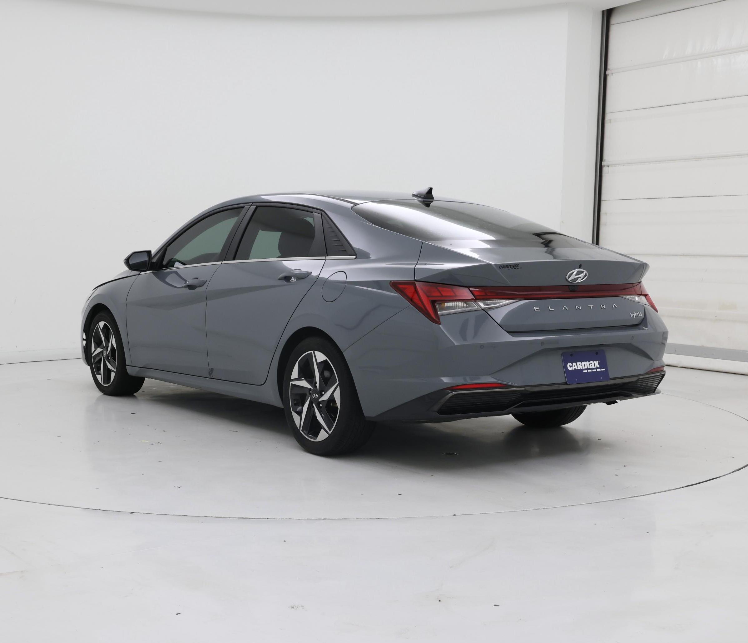 Thumbnail: 2023 Hyundai Elantra - 2