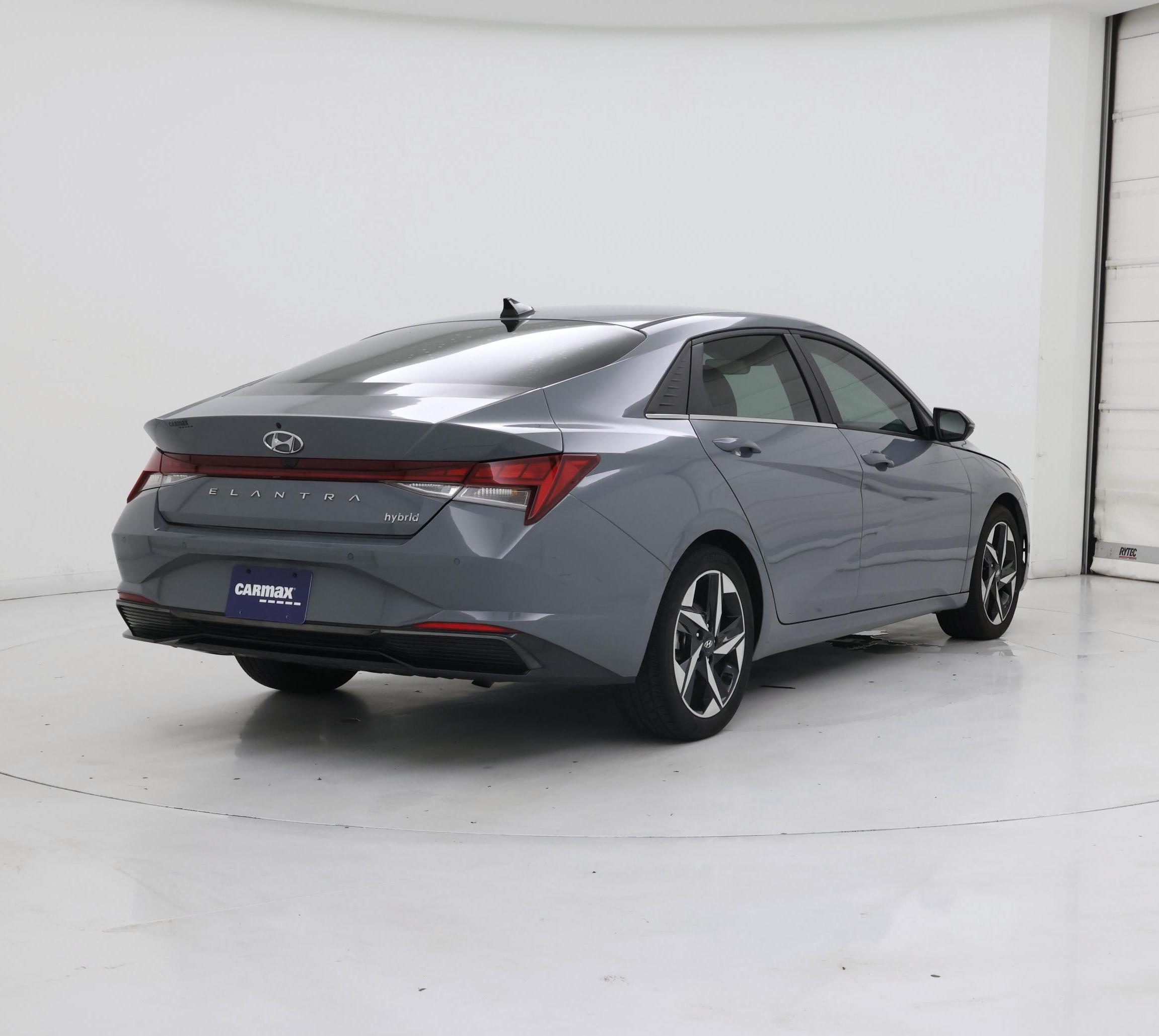 Thumbnail: 2023 Hyundai Elantra - 8