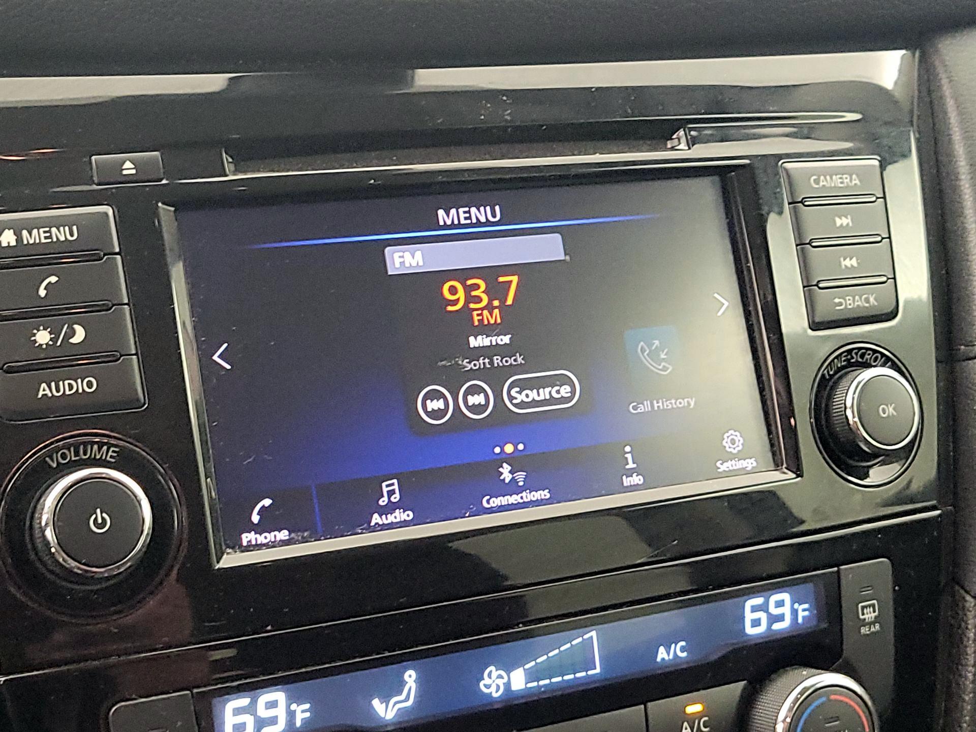 Thumbnail: 2020 Nissan Rogue - 15