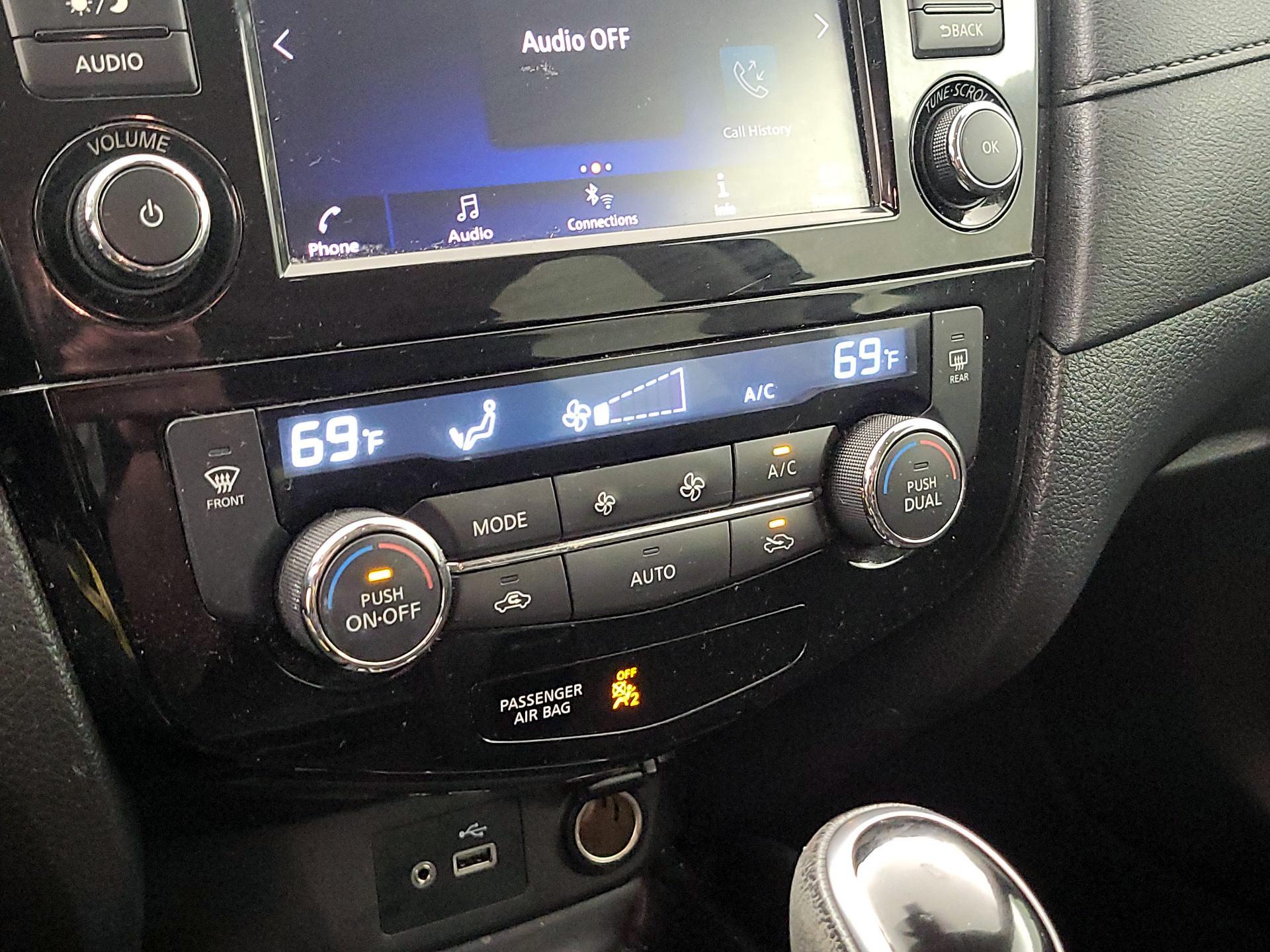 Thumbnail: 2020 Nissan Rogue - 16