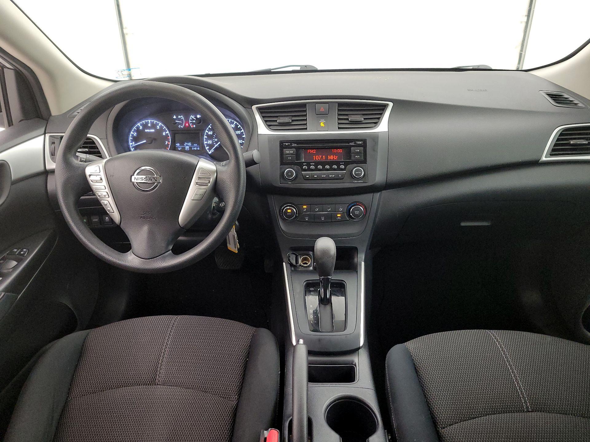 Thumbnail: 2017 Nissan Sentra - 9