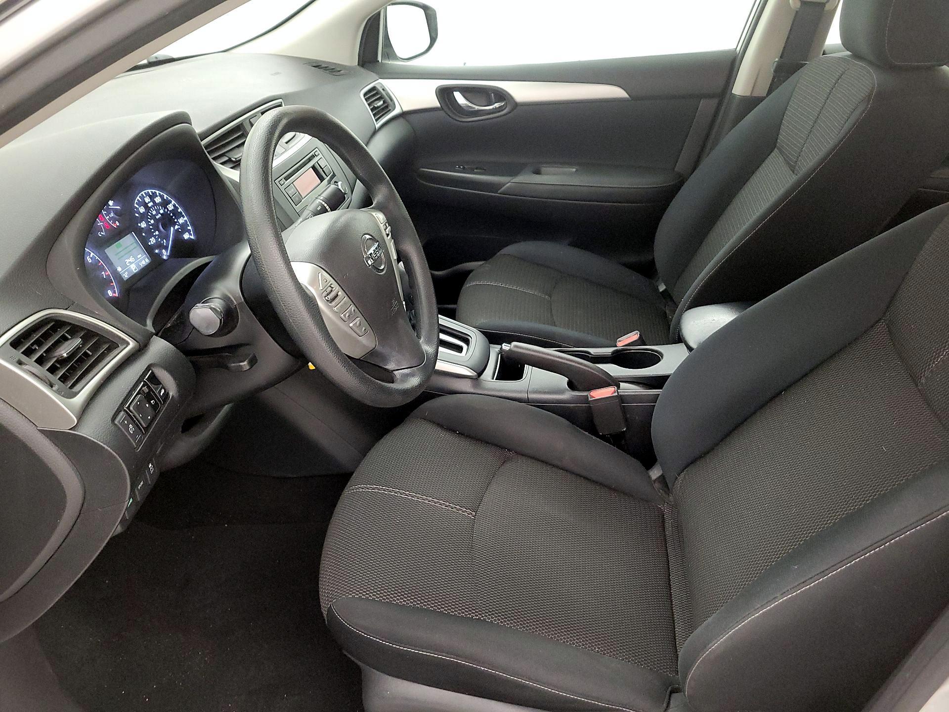 Thumbnail: 2017 Nissan Sentra - 11