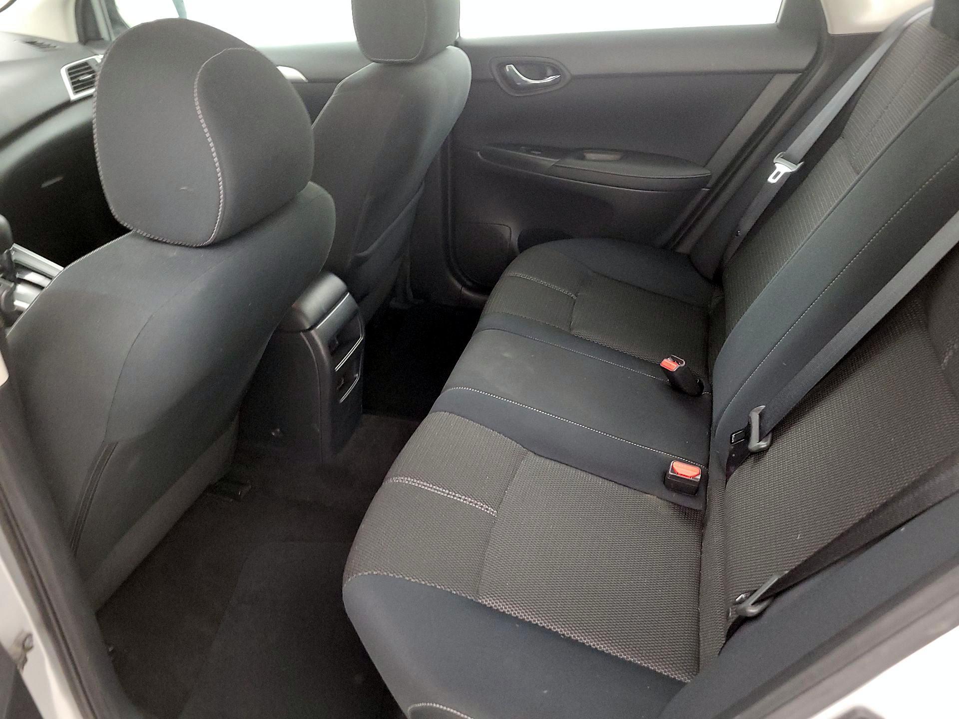 Thumbnail: 2017 Nissan Sentra - 17