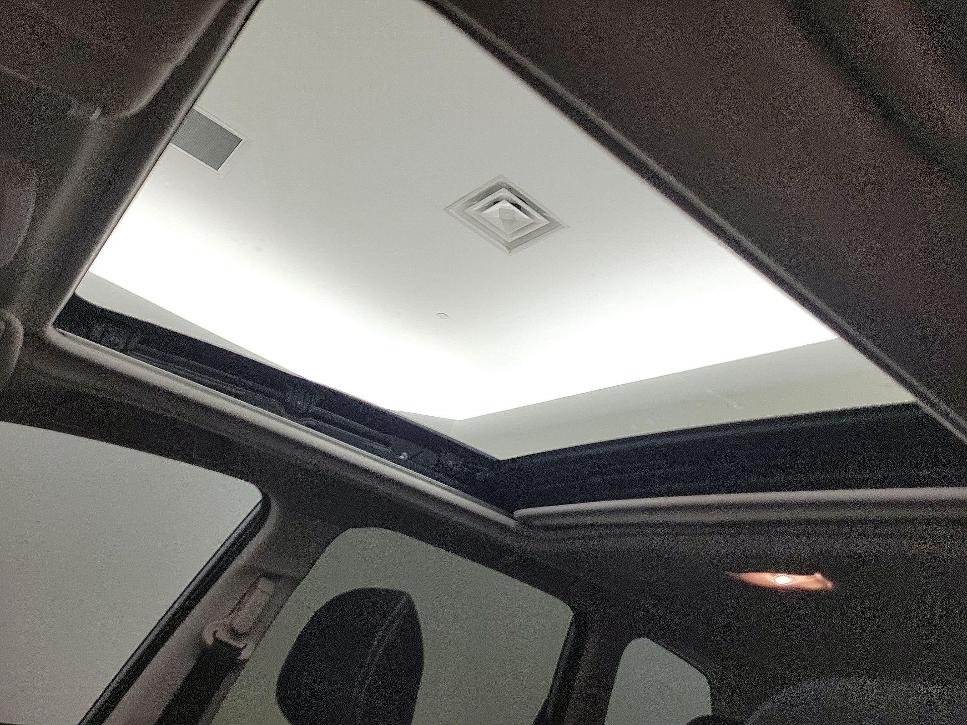 Thumbnail: 2018 Subaru Forester - 18