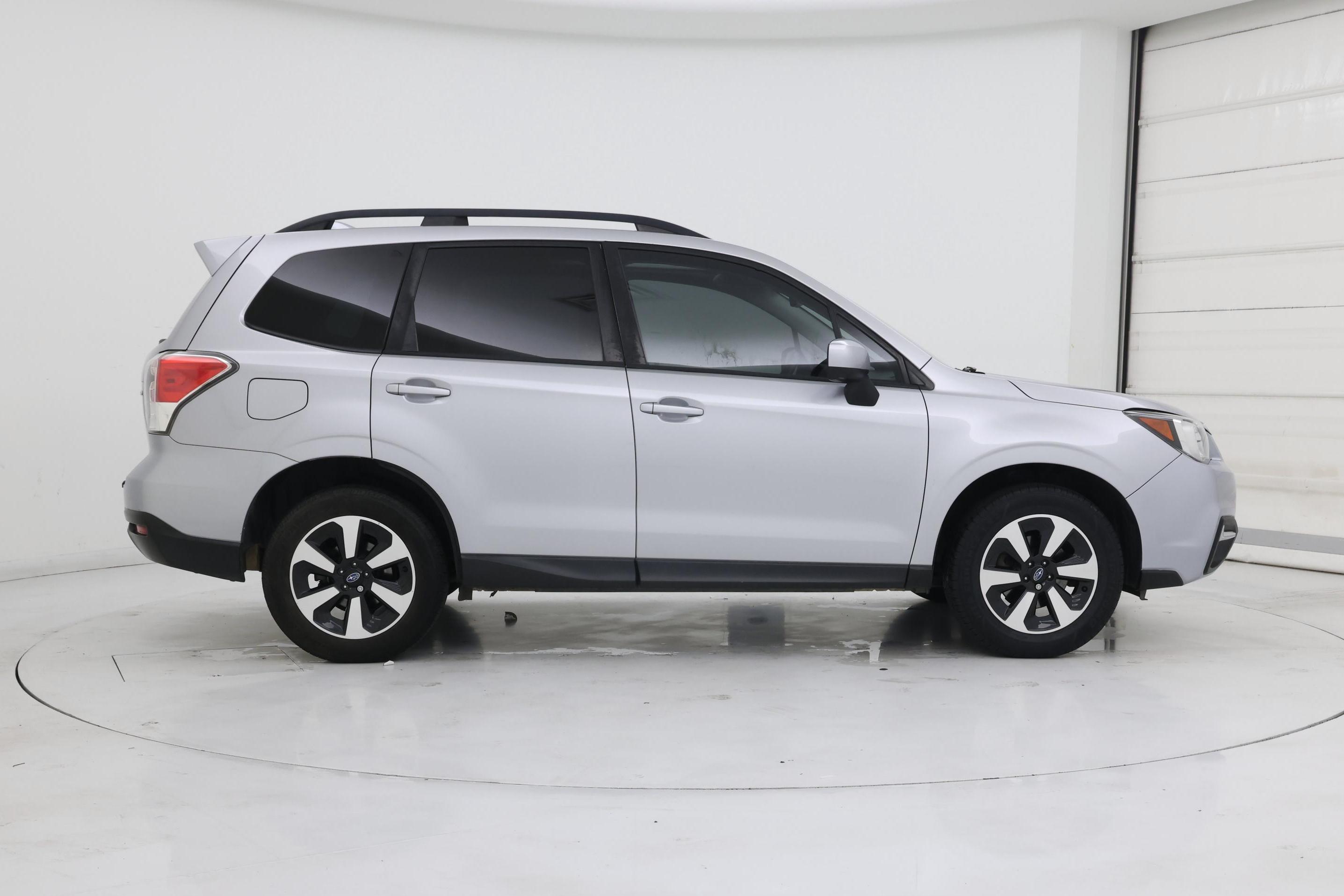 Thumbnail: 2018 Subaru Forester - 7