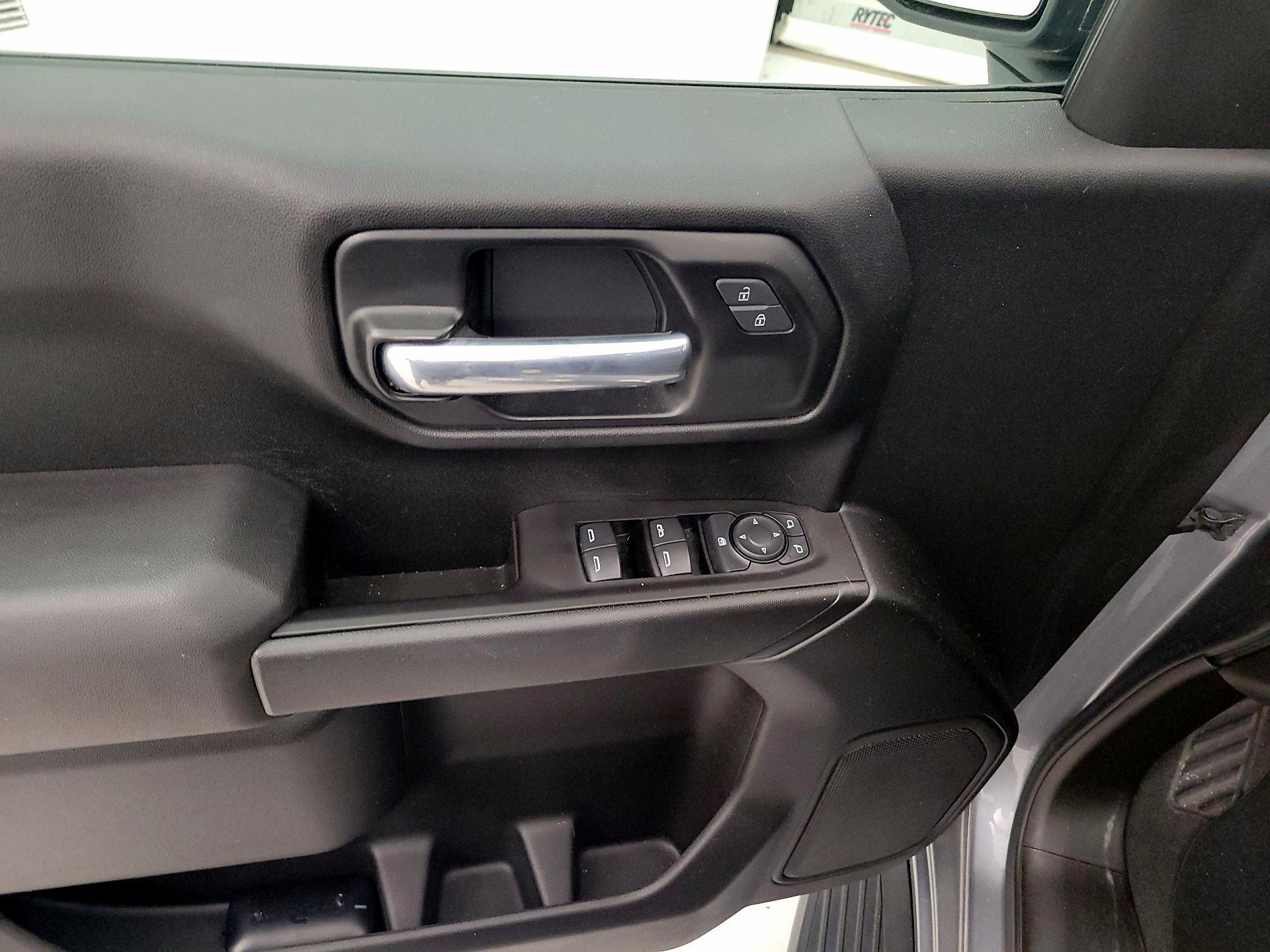 Thumbnail: 2021 Chevrolet Silverado 1500 - 12