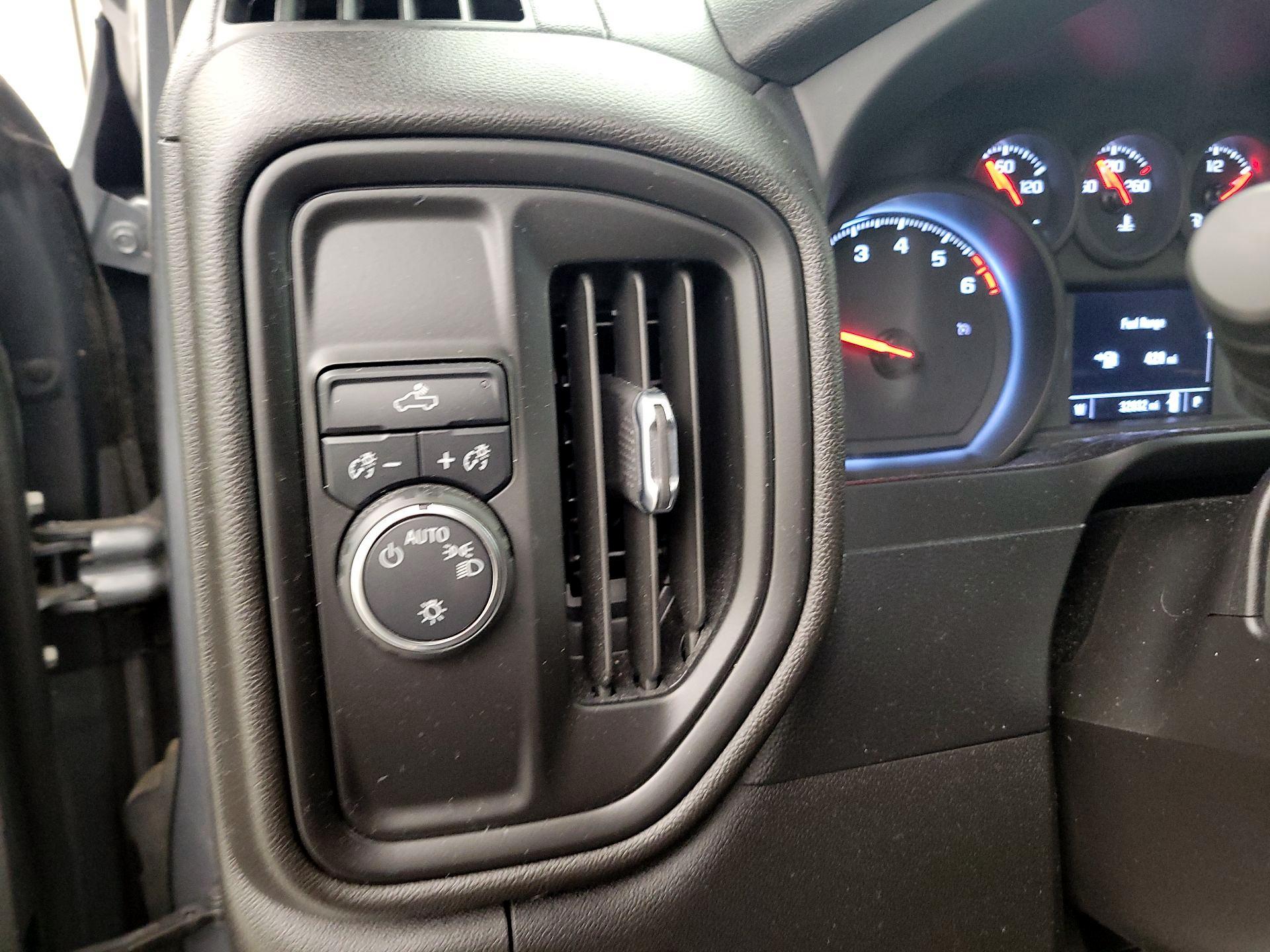 Thumbnail: 2021 Chevrolet Silverado 1500 - 13