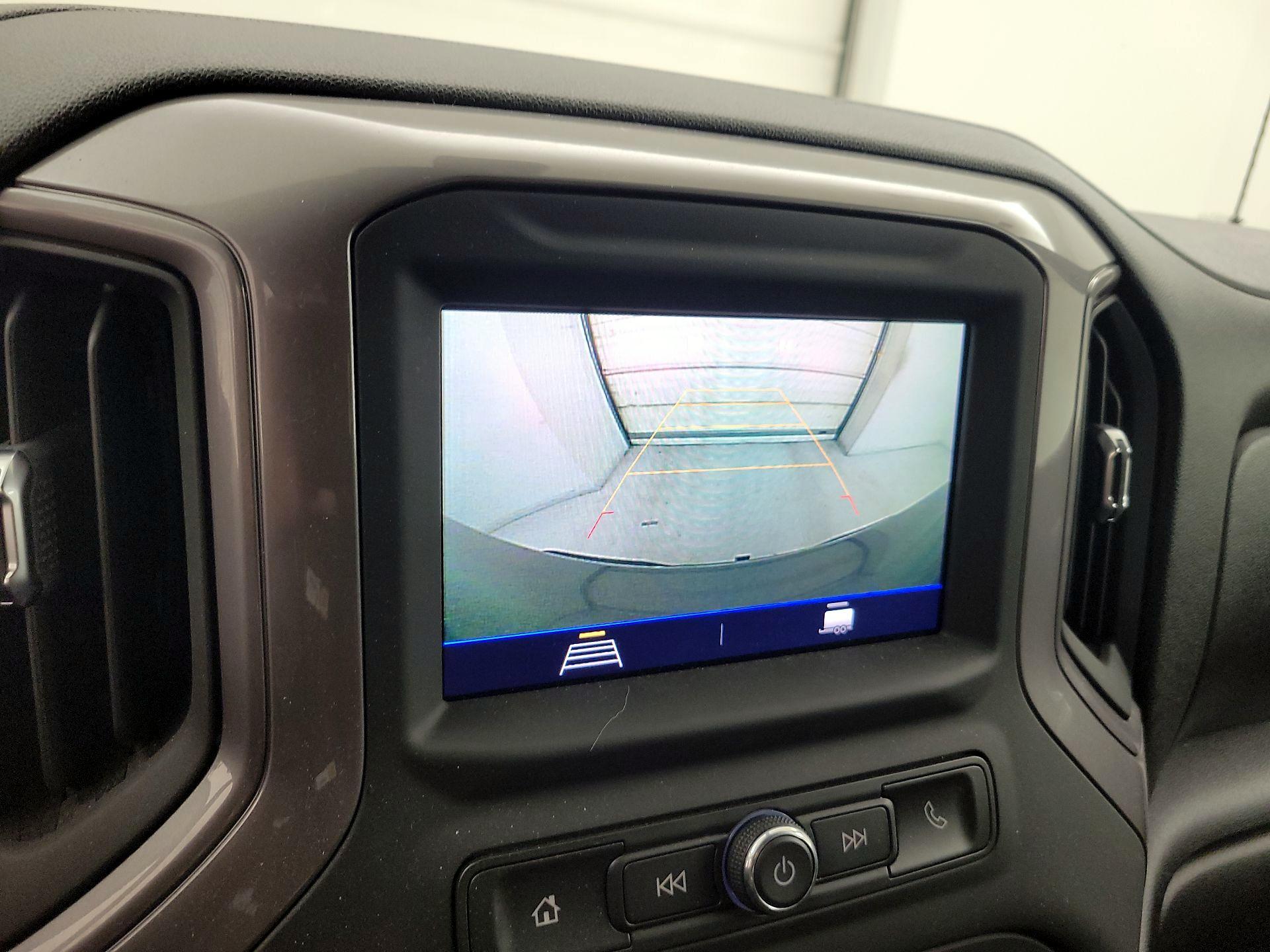 Thumbnail: 2021 Chevrolet Silverado 1500 - 14