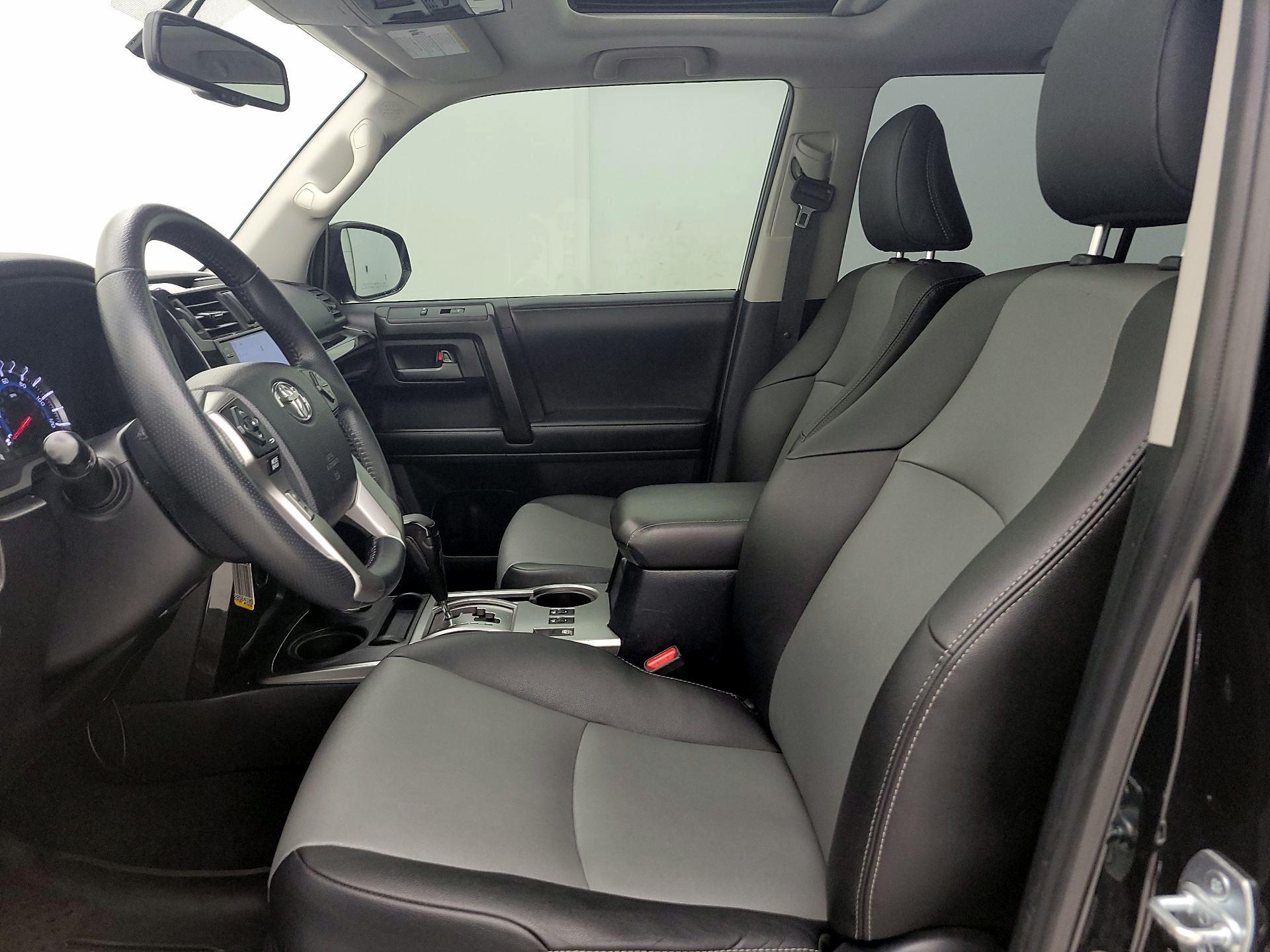 Thumbnail: 2019 Toyota 4Runner - 11