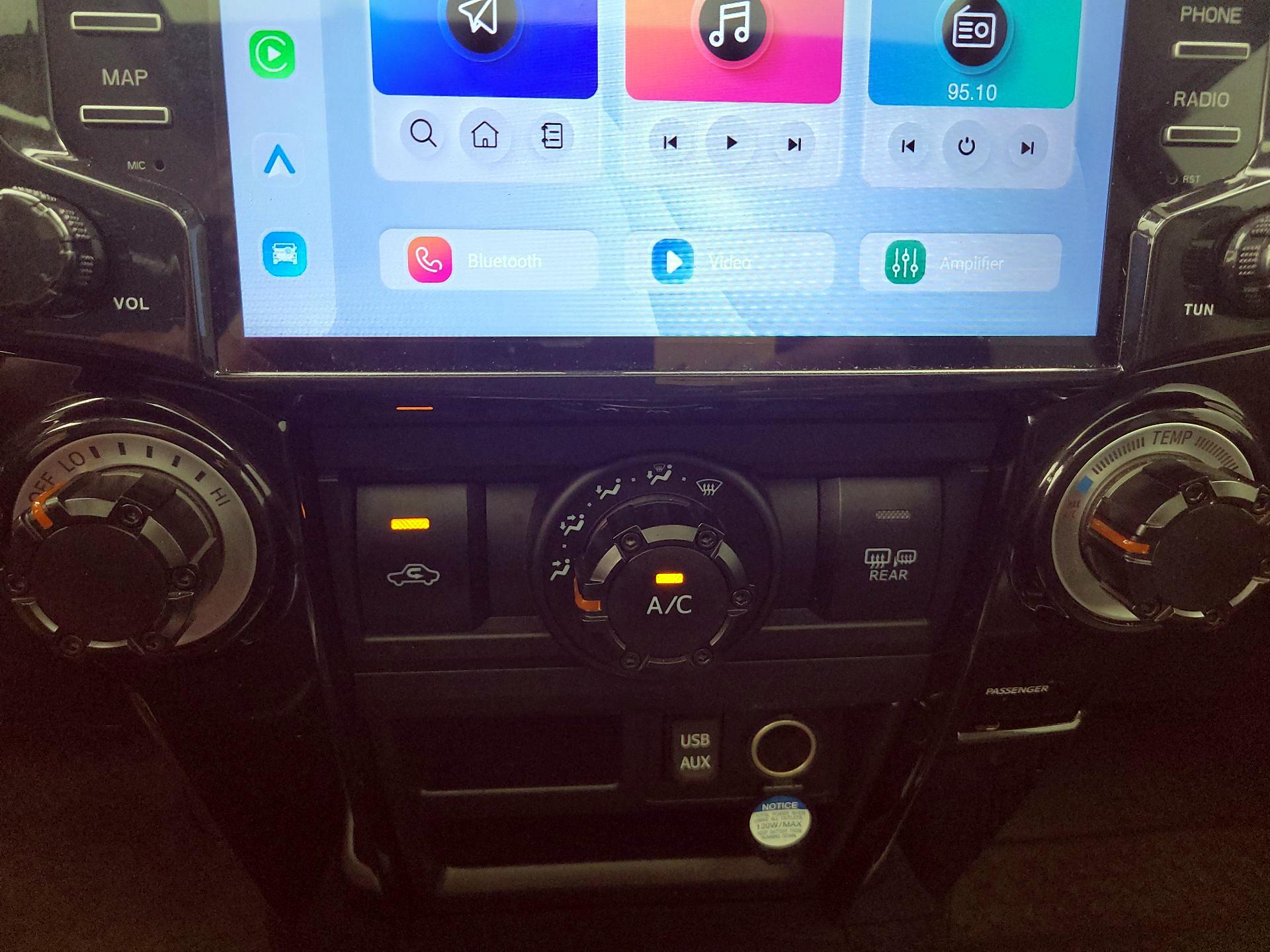 Thumbnail: 2019 Toyota 4Runner - 17