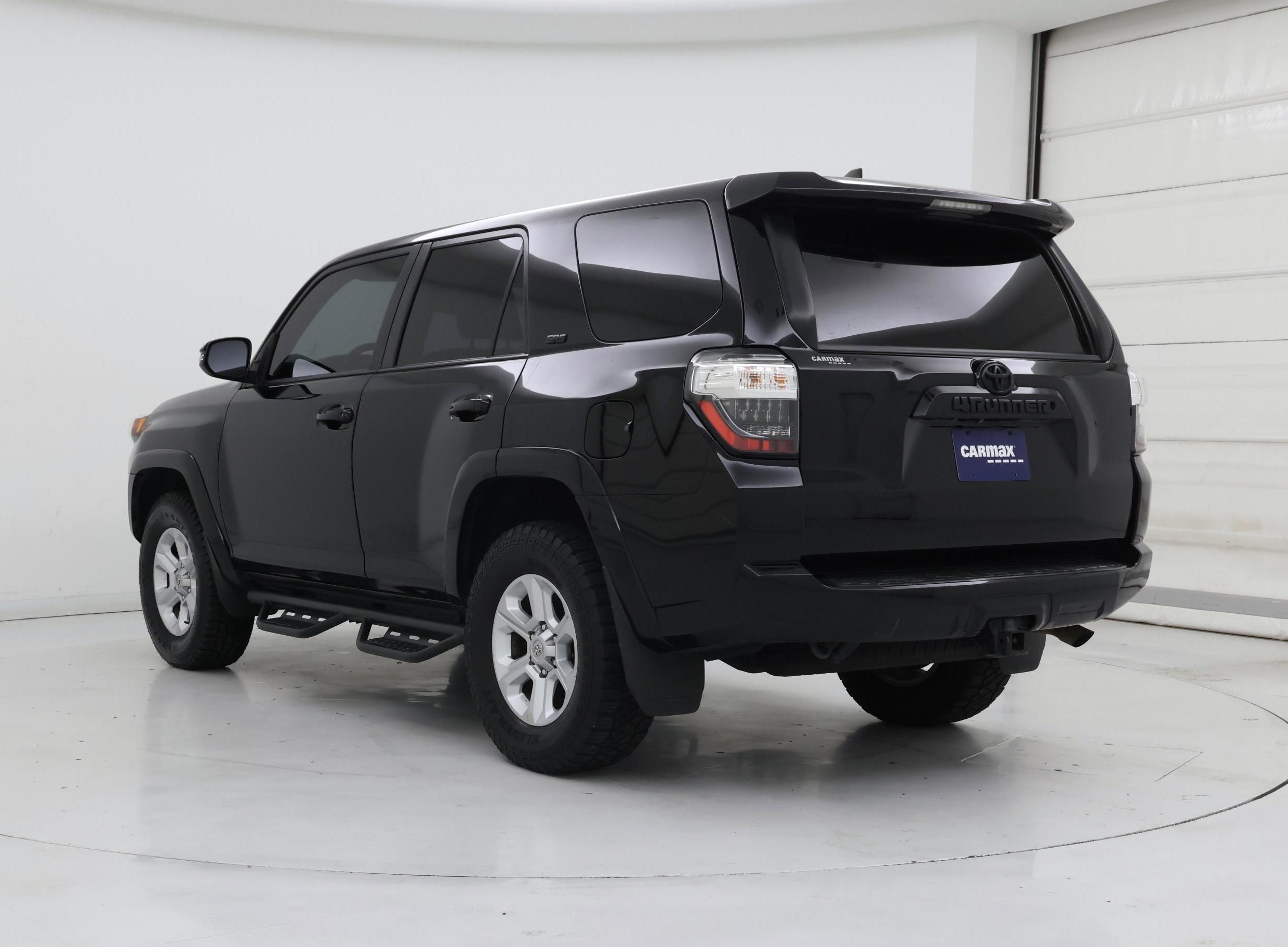 Thumbnail: 2019 Toyota 4Runner - 2