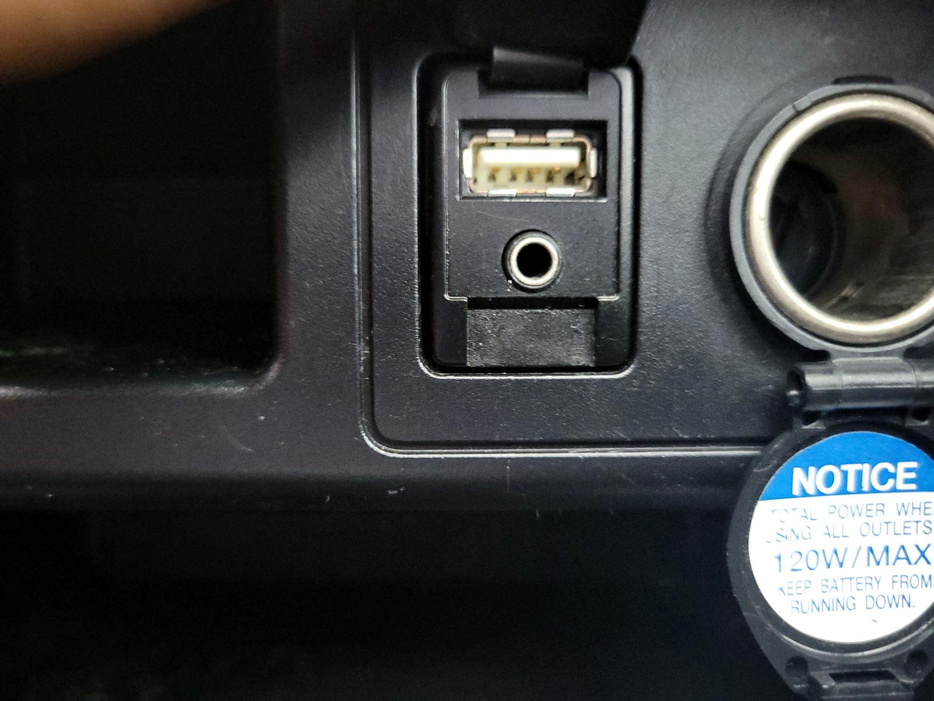 Thumbnail: 2019 Toyota 4Runner - 19