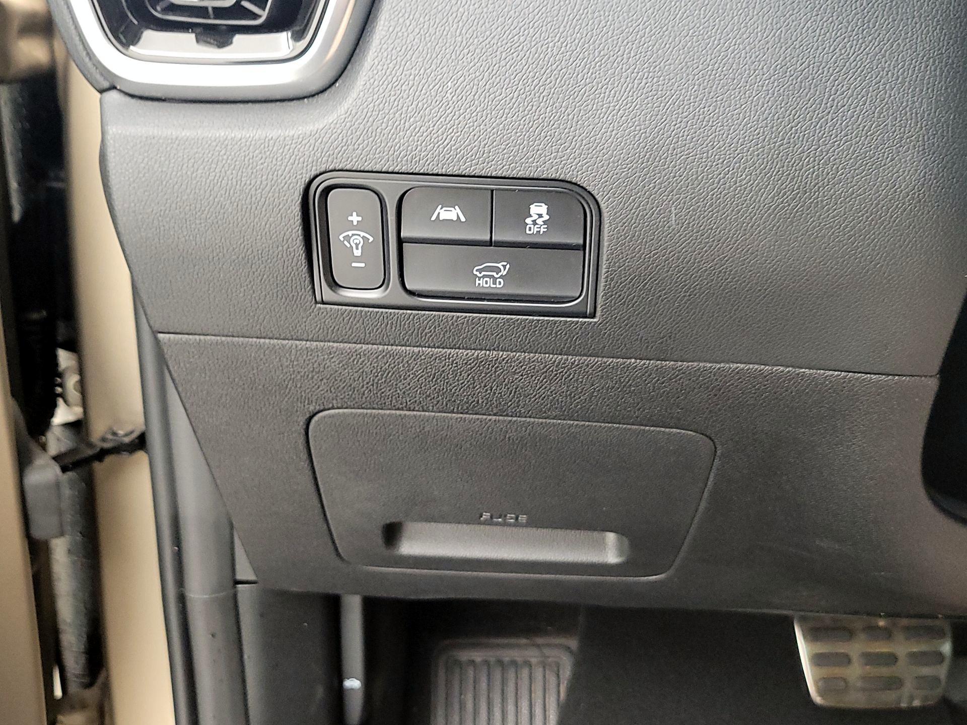 Thumbnail: 2021 Kia Sorento - 13