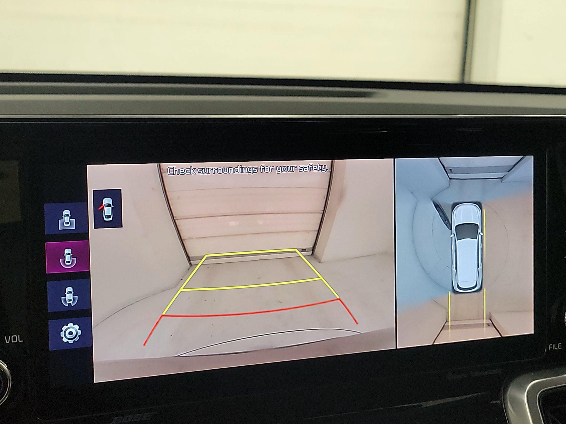 Thumbnail: 2021 Kia Sorento - 15