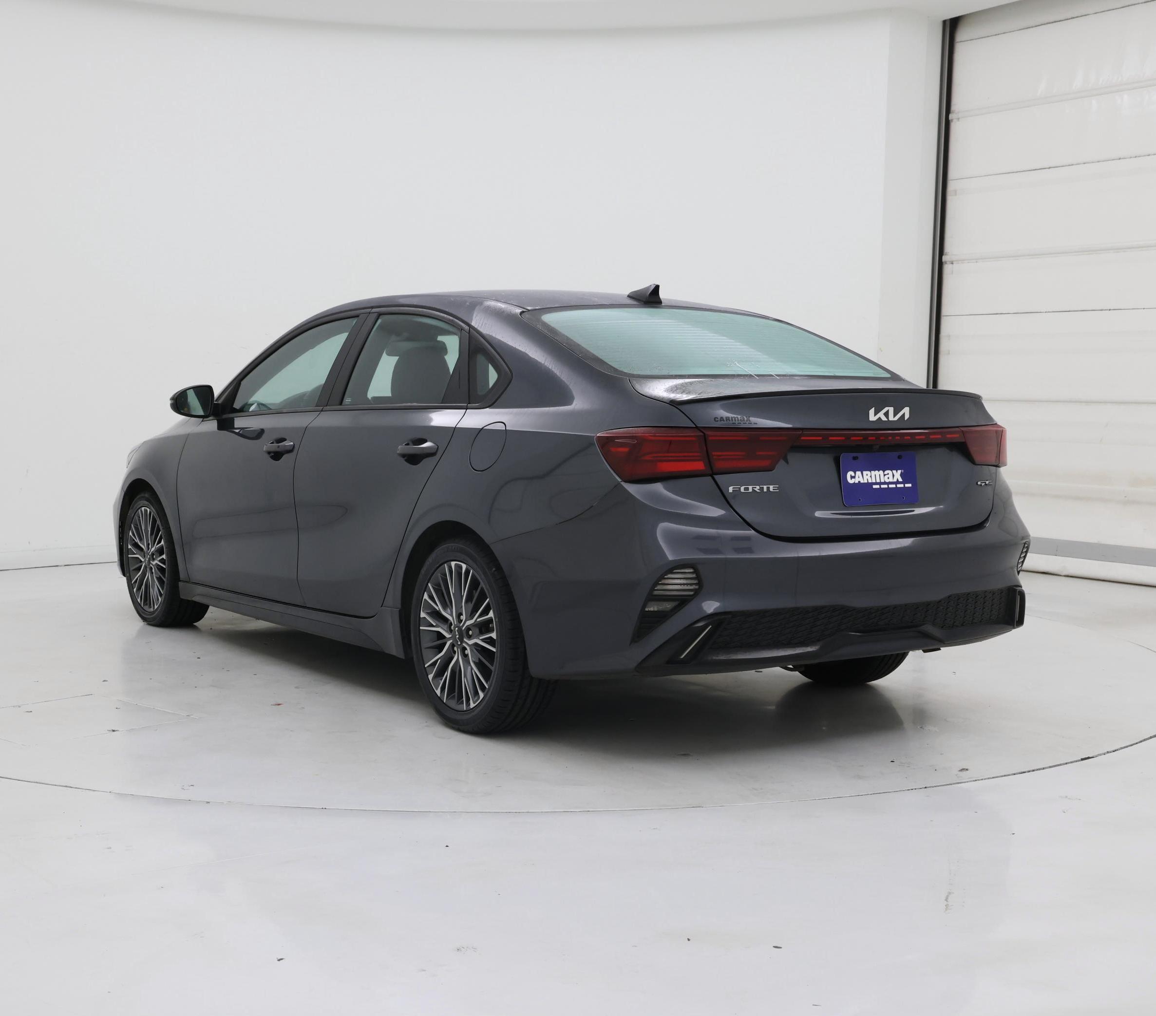 Thumbnail: 2022 Kia Forte - 2
