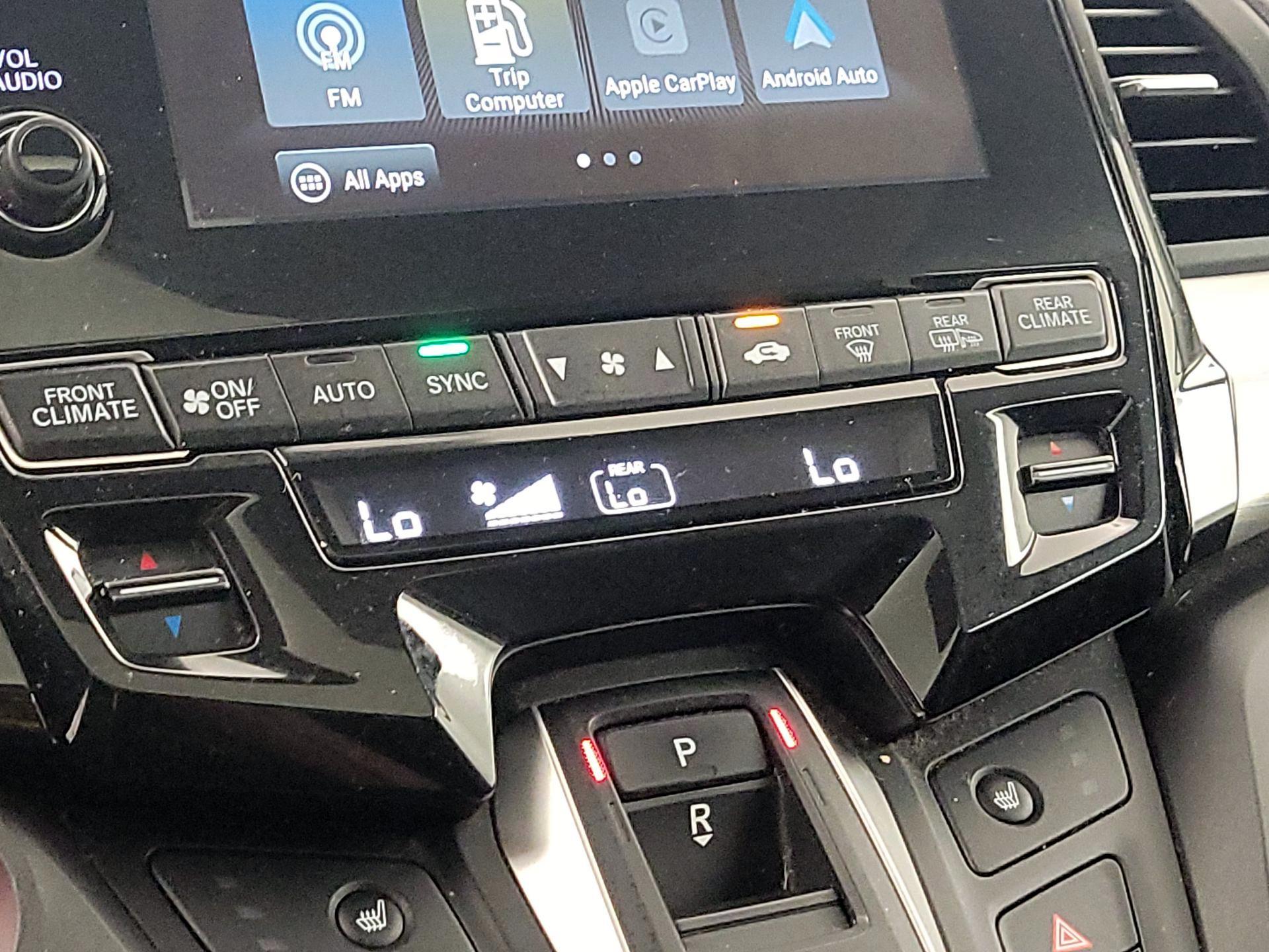 Thumbnail: 2020 Honda Odyssey - 17