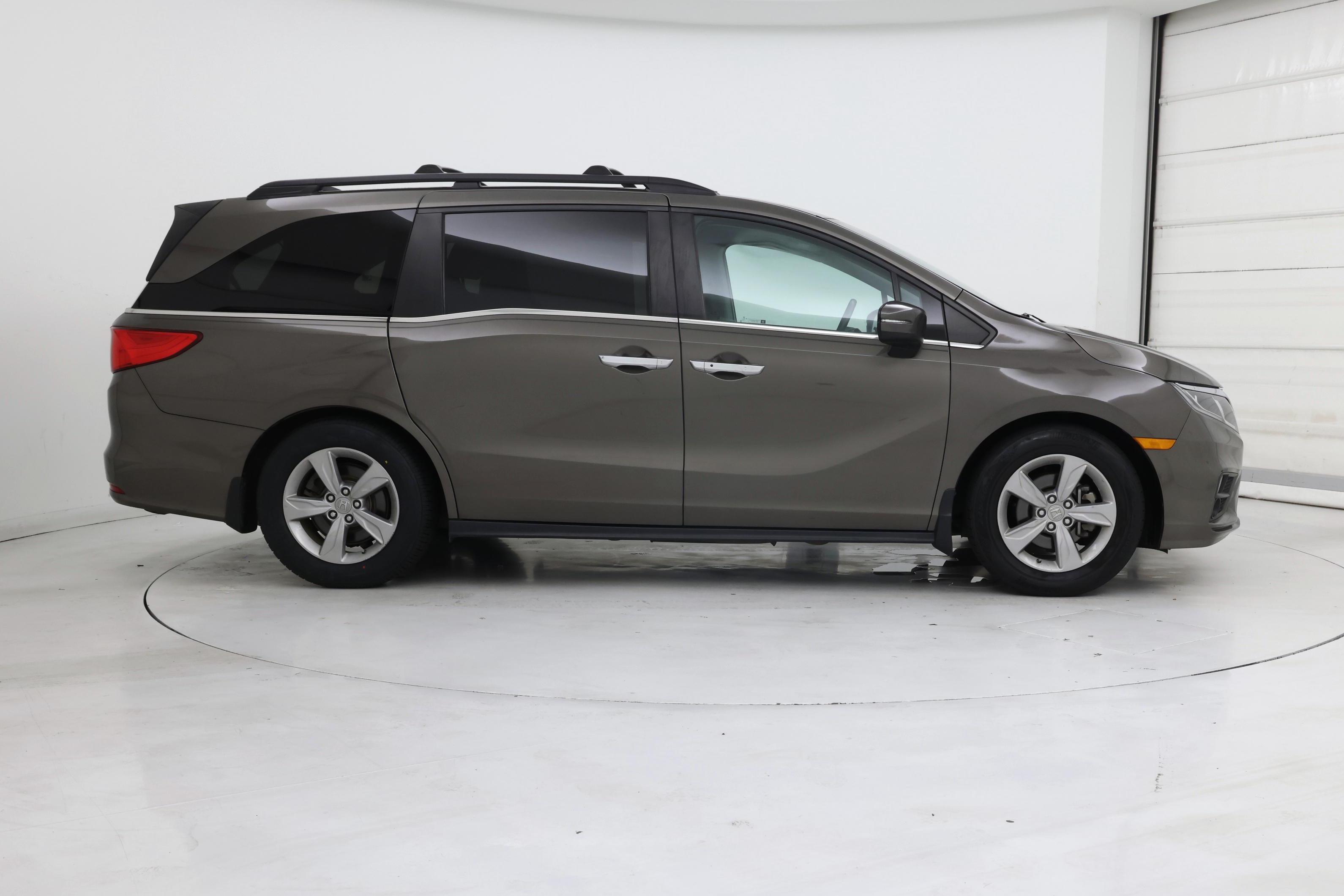 Thumbnail: 2020 Honda Odyssey - 7