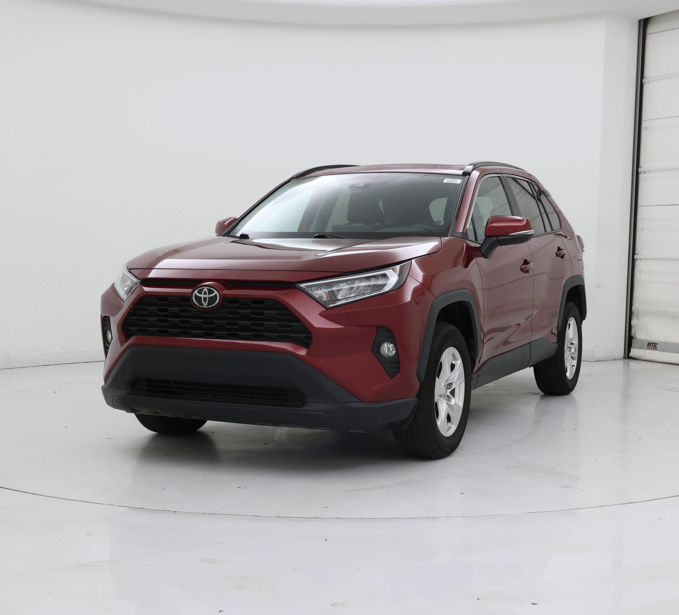 Thumbnail: 2021 Toyota RAV4 - 4