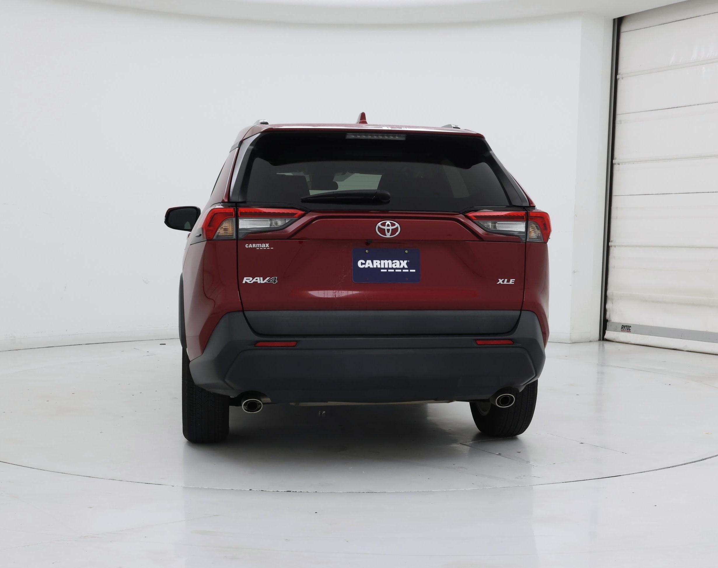 Thumbnail: 2021 Toyota RAV4 - 6