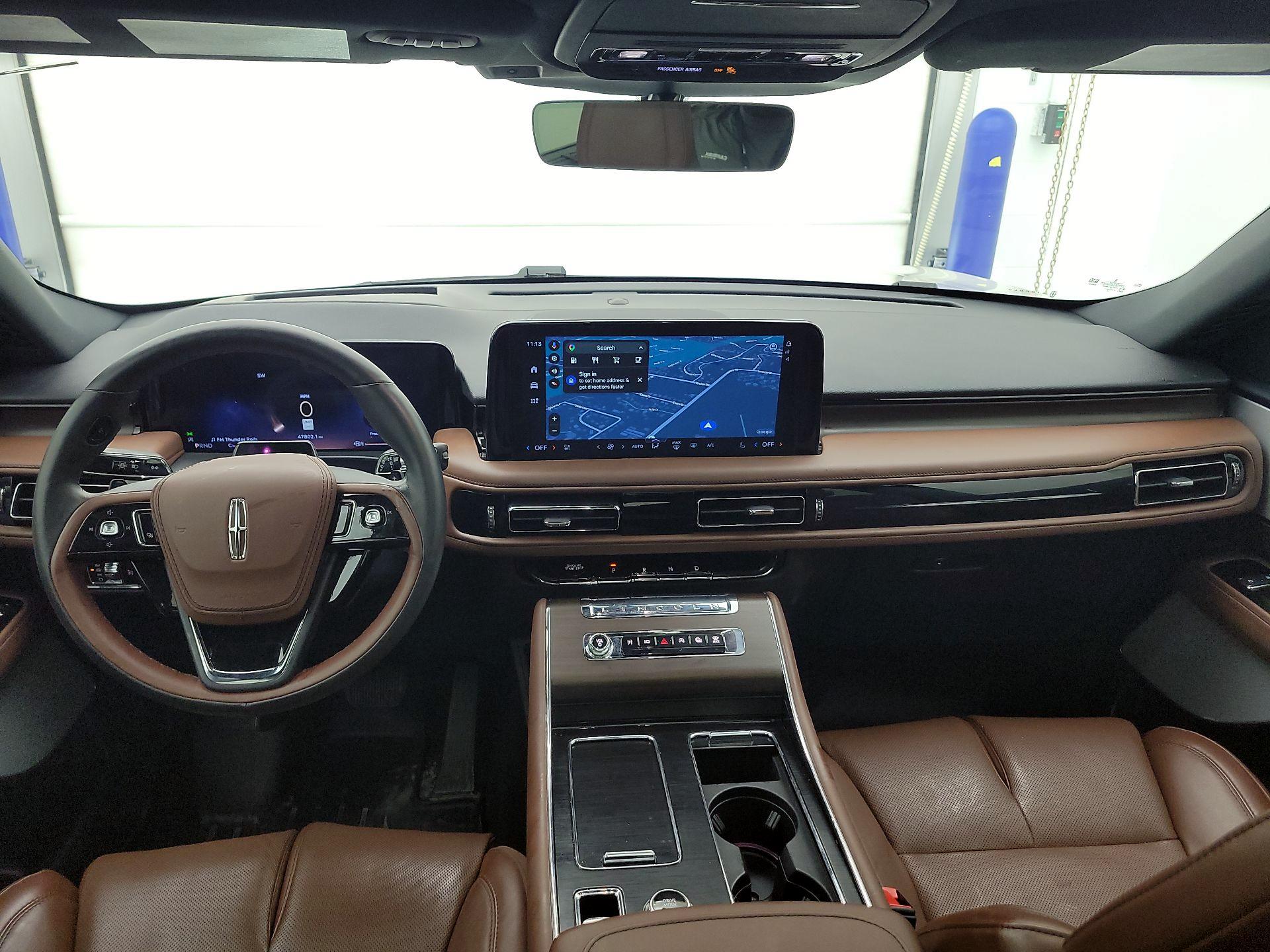 Thumbnail: 2025 Lincoln Aviator - 9