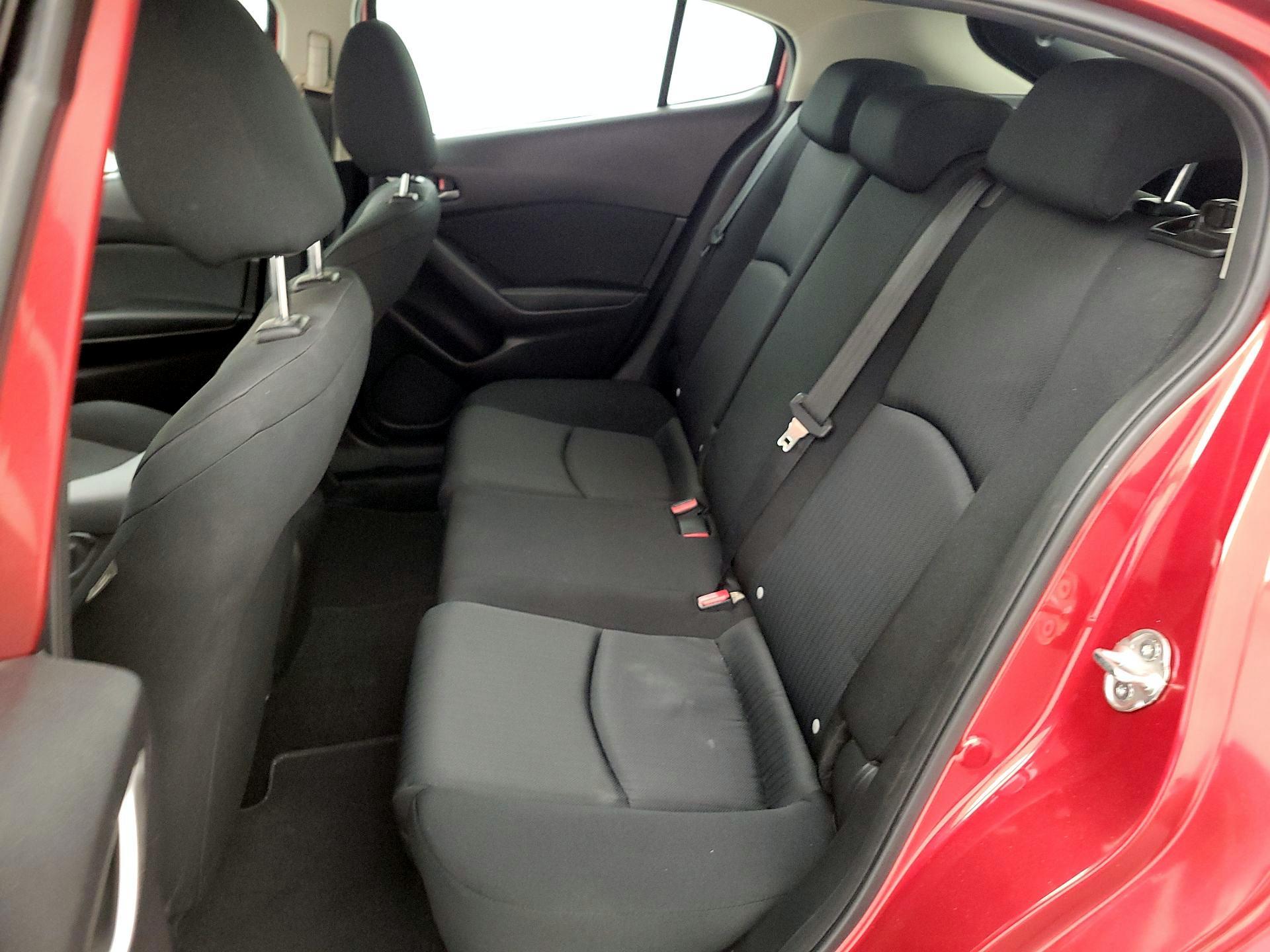 Thumbnail: 2016 Mazda Mazda3 - 20