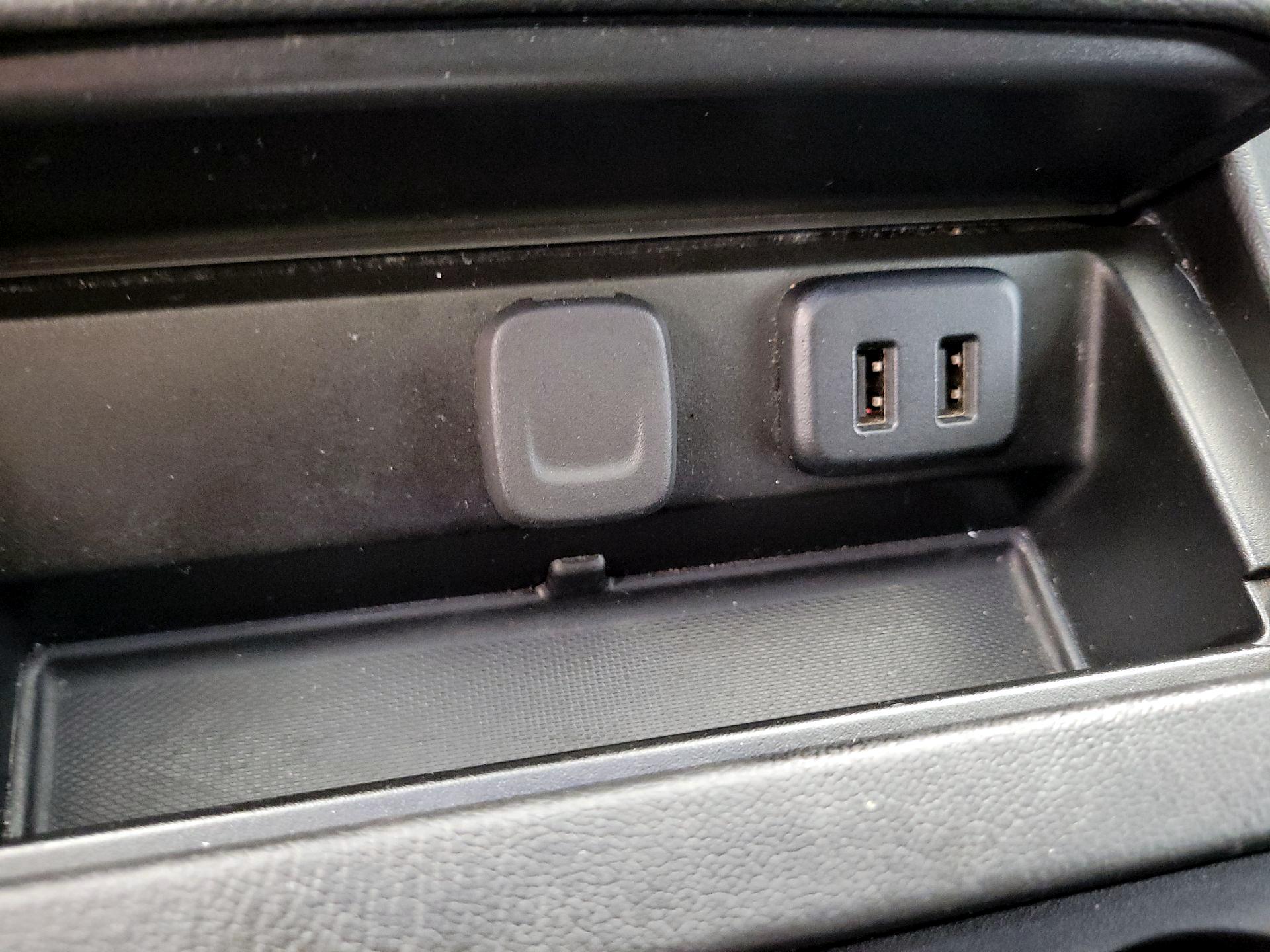 Thumbnail: 2020 Chevrolet Tahoe - 19